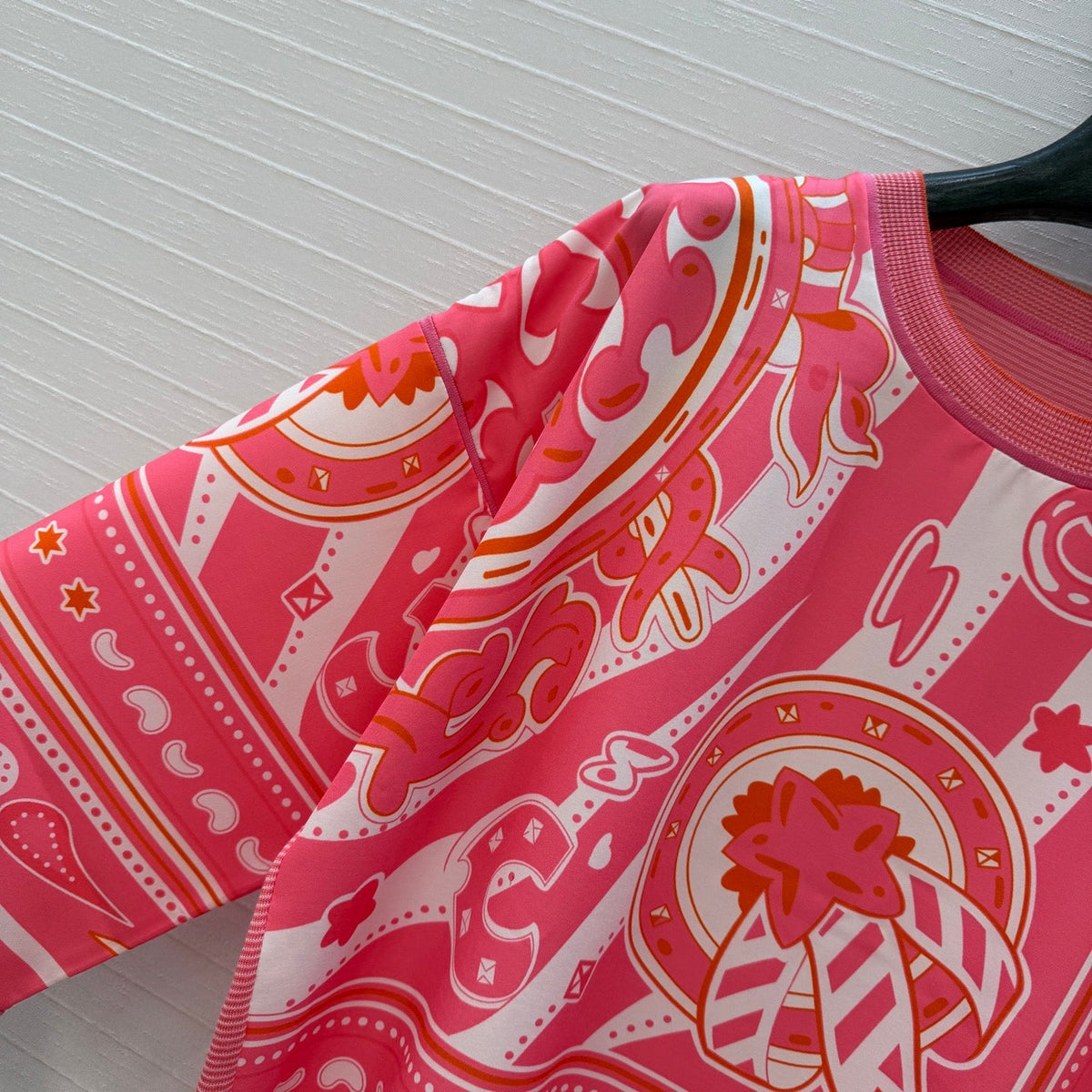 HM "Candy Libris" Long-Sleeve Hot Pink Cotton Tencel