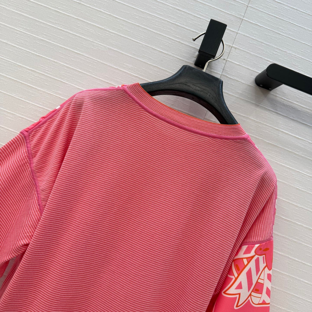 HM "Candy Libris" Long-Sleeve Hot Pink Cotton Tencel