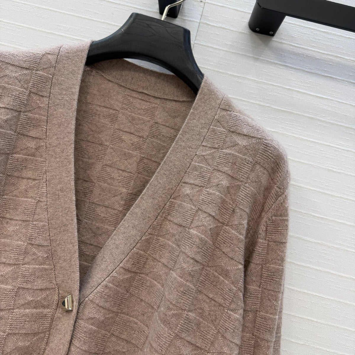 HM Monogram Toweling Cardigan Taupe Cashmere 402937