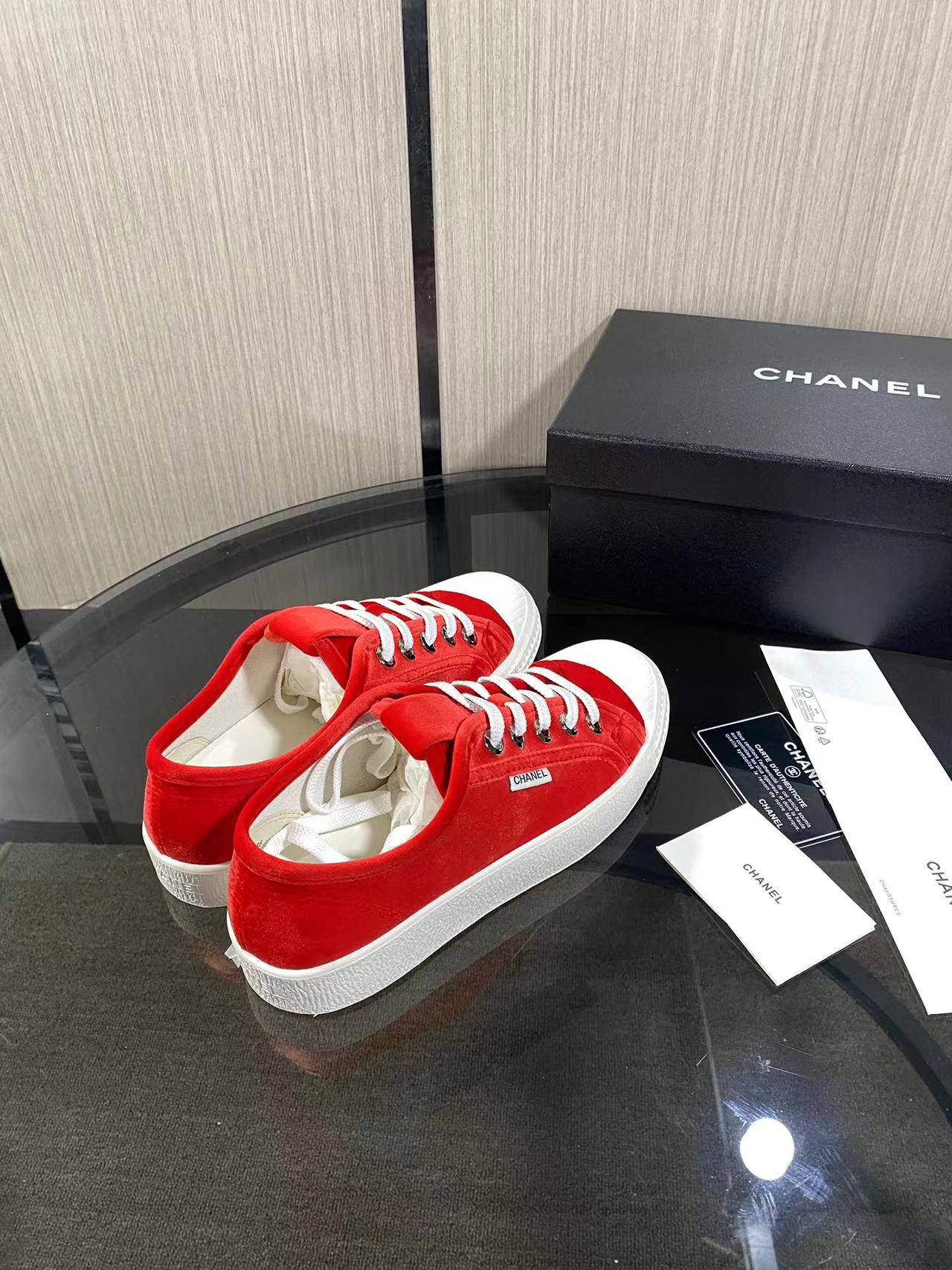 CC 26s Sneaker Red Velvet 799308