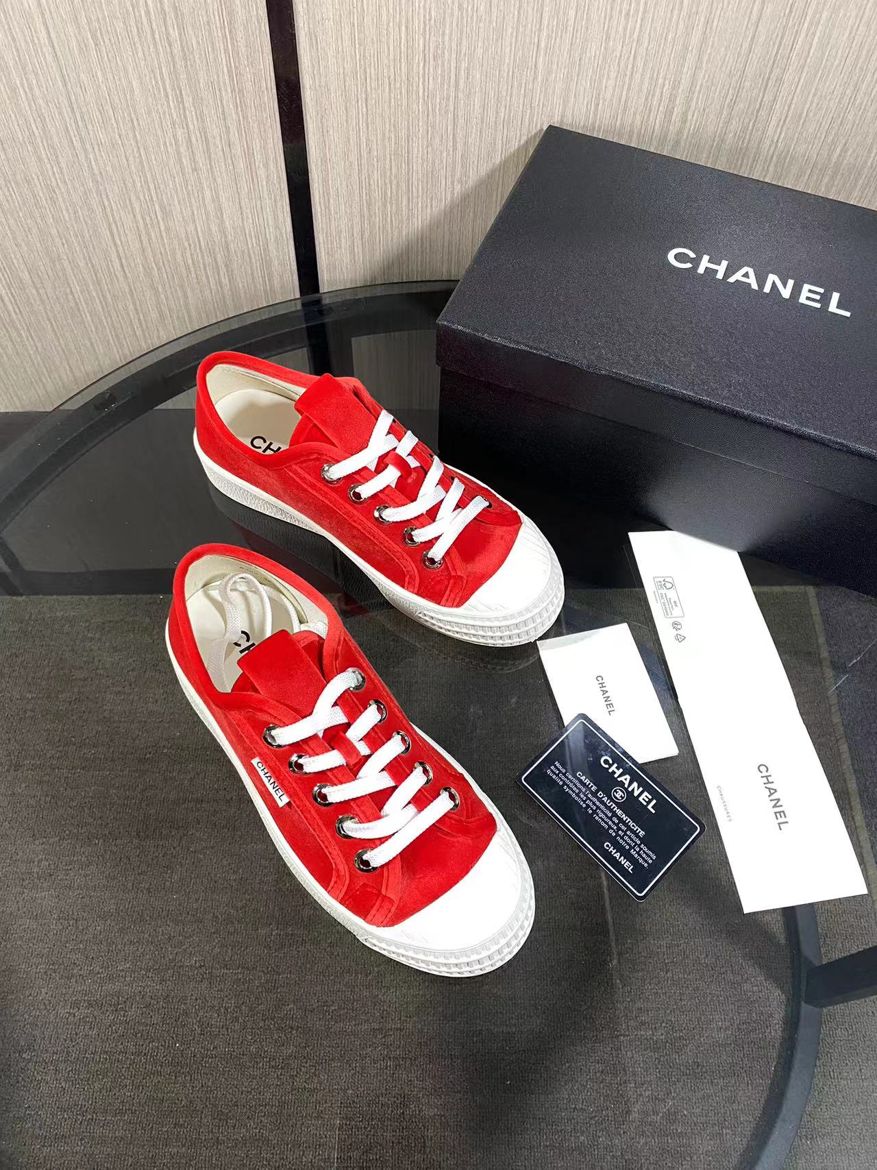 CC 26s Sneaker Red Velvet 799308