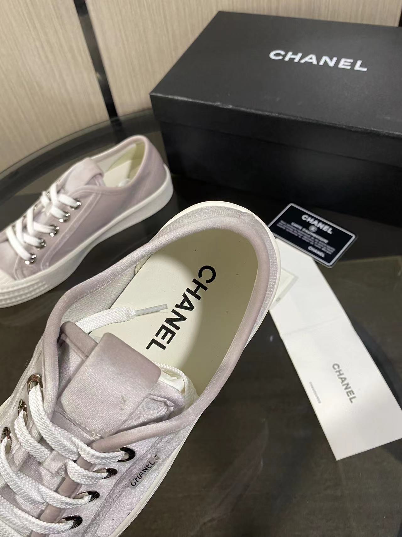 CC 26s Sneaker Grey Velvet 799309