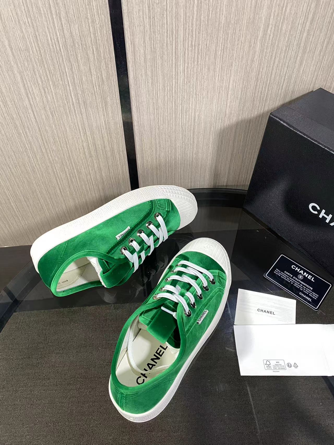 CC 26s Sneaker Teal Green Velvet 799313