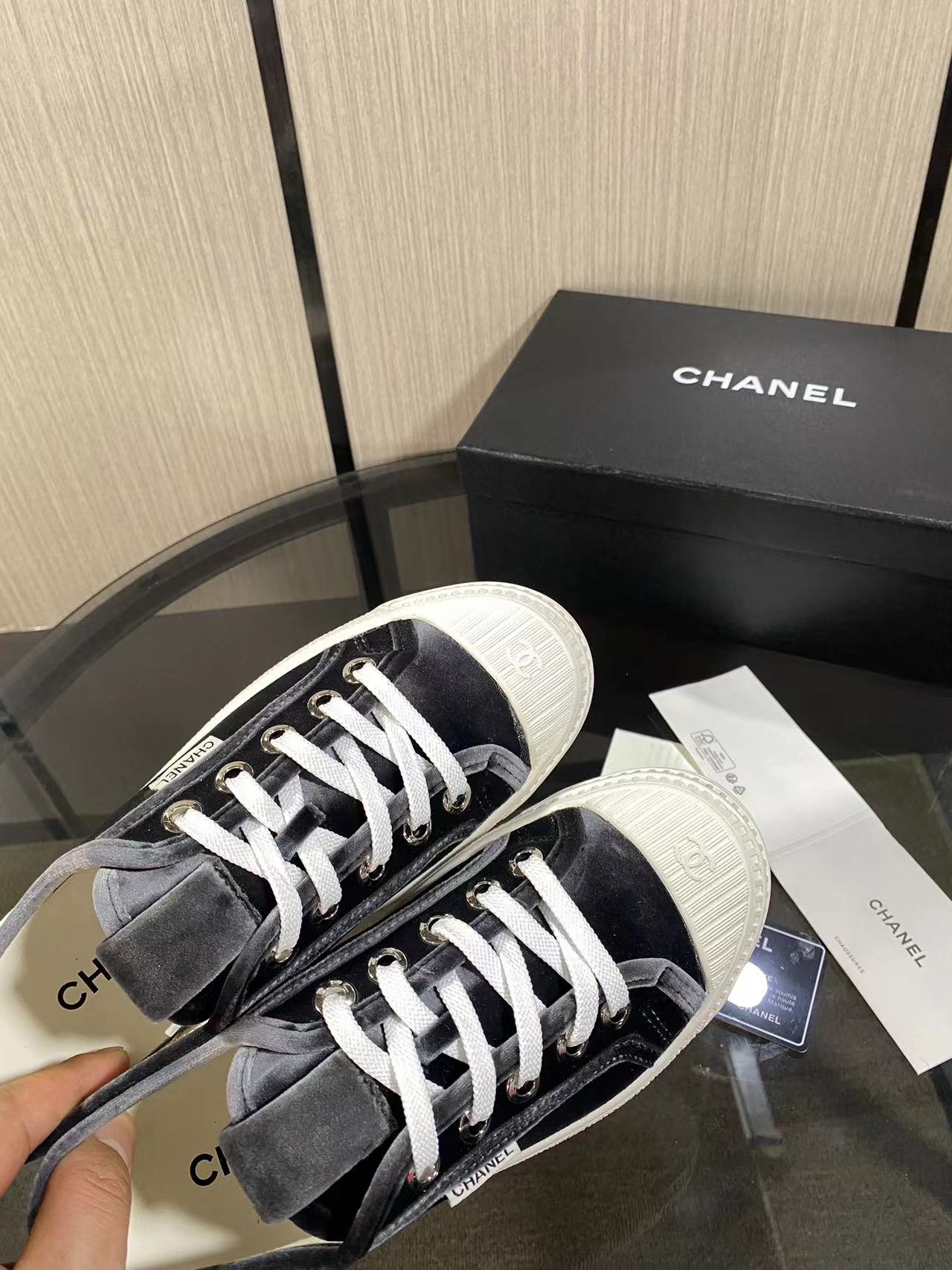 CC 26s Sneaker Black Velvet 799314