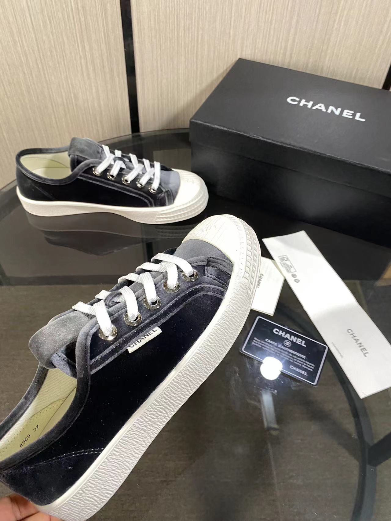 CC 26s Sneaker Black Velvet 799314