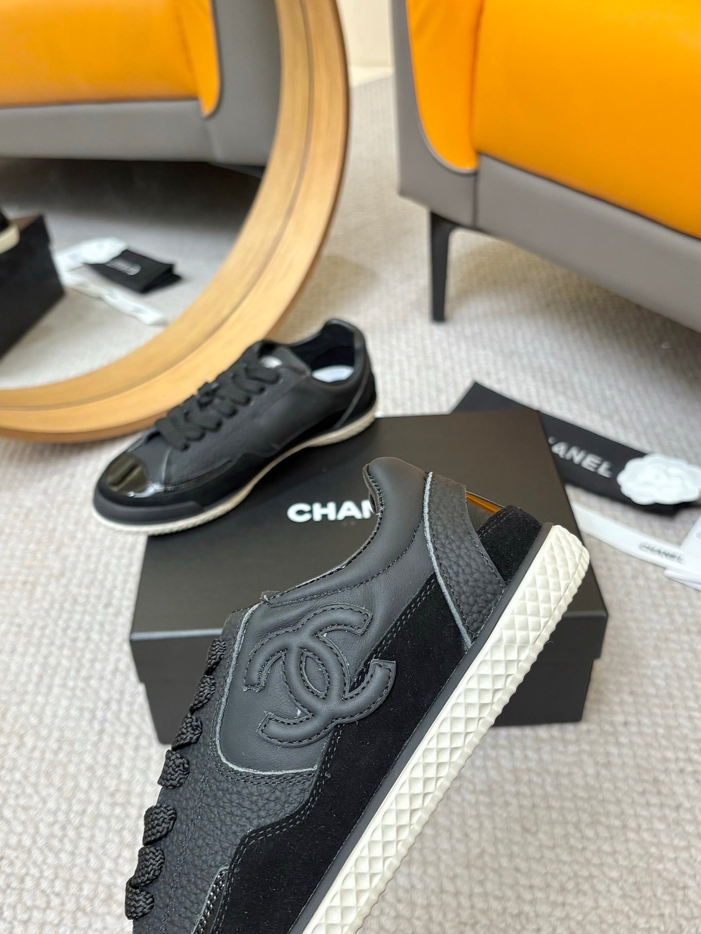 CC 25C Casual Sneakers Black Cowhide Suede Patent Leather 528156