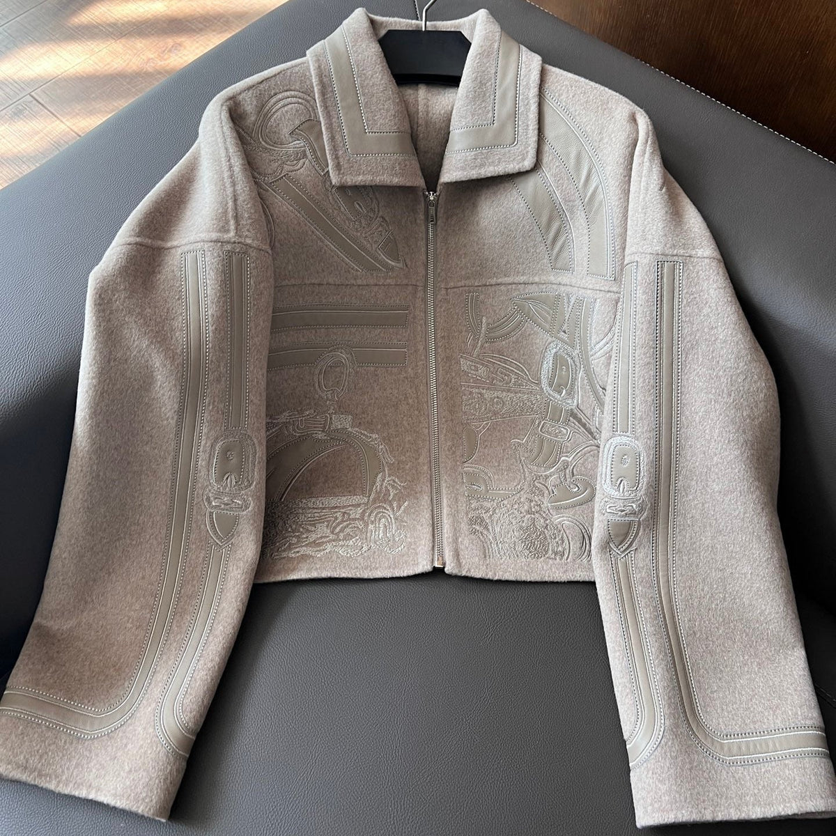 HM Embroidered Short Grey Coat Wool Cashmere Calfskin 304302