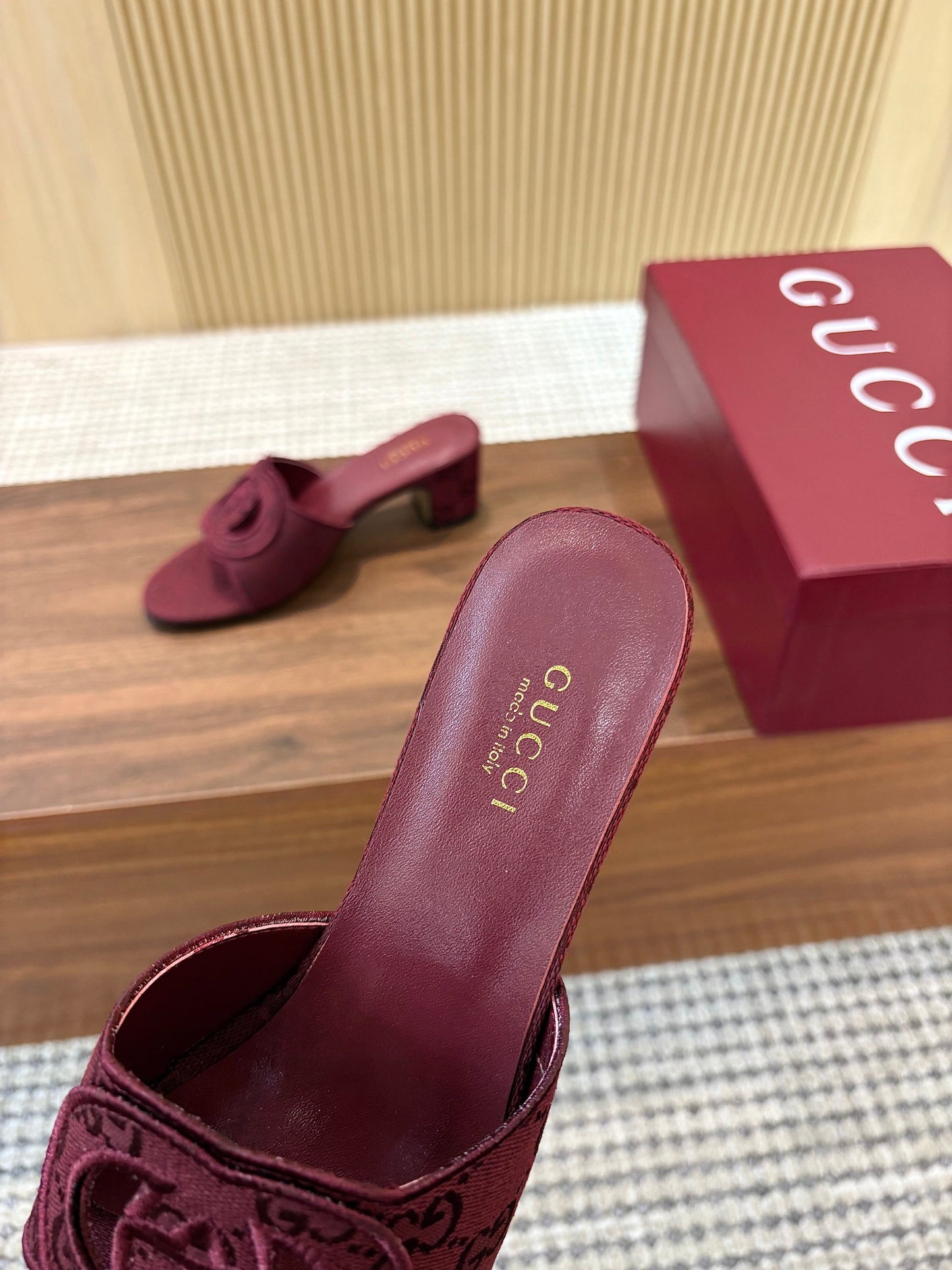 GG Interlocking G Cutout Sandals 5.5cm Burgundy Canvas 646506
