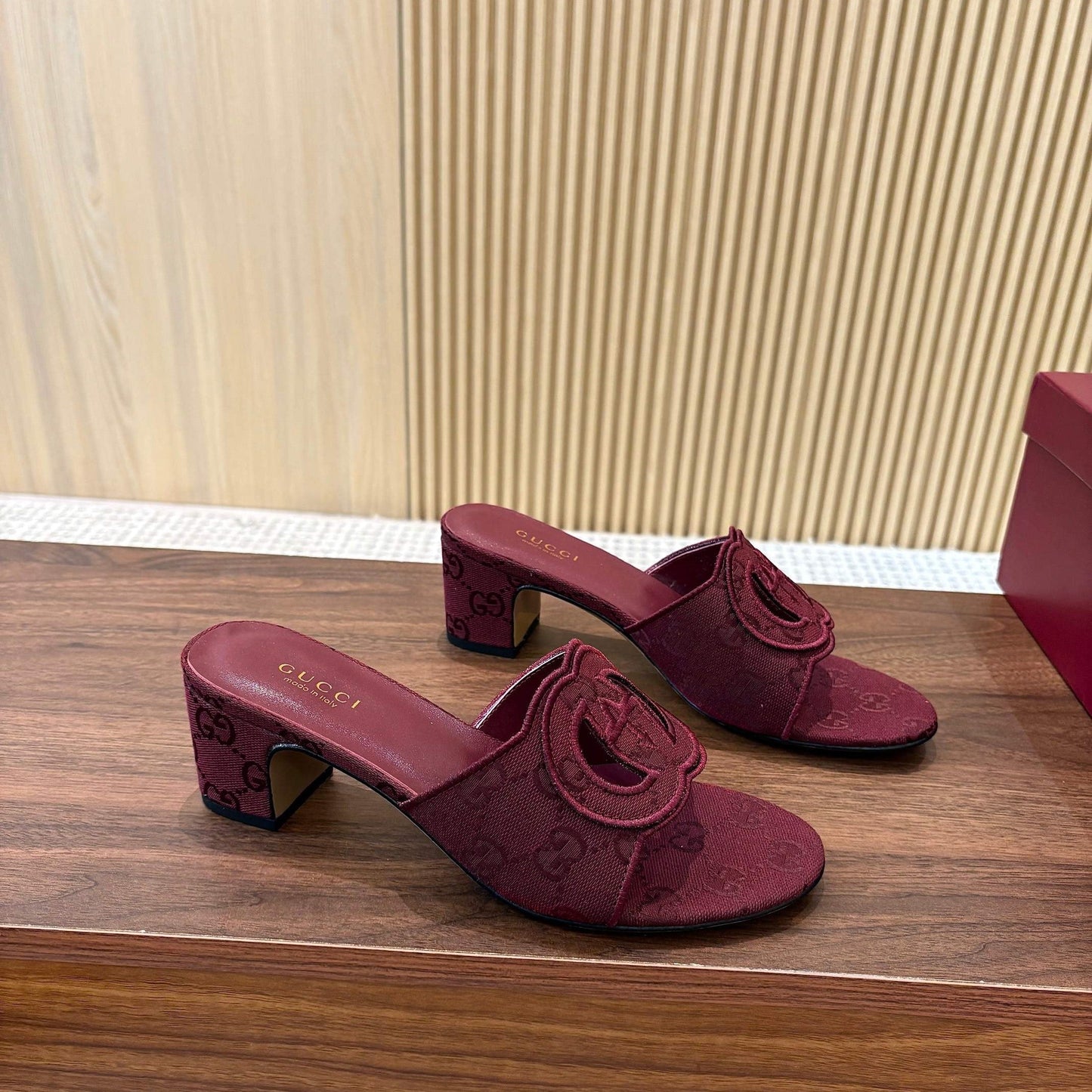 GG Interlocking G Cutout Sandals 5.5cm Burgundy Canvas 646506