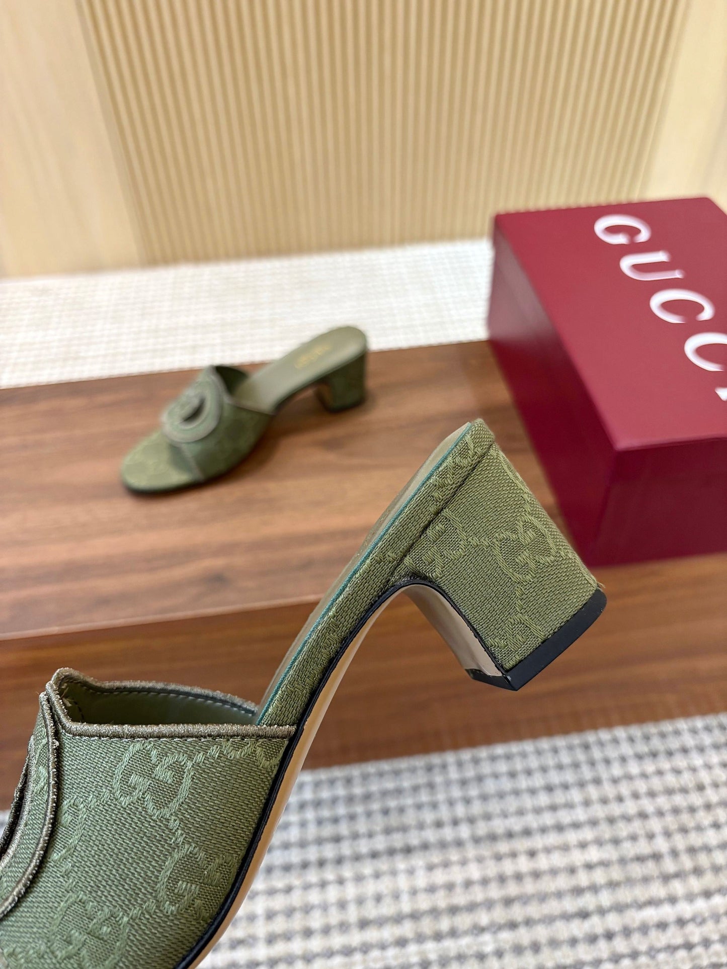 GG Interlocking G Cutout Sandals 5.5cm Olive Green Canvas 646505