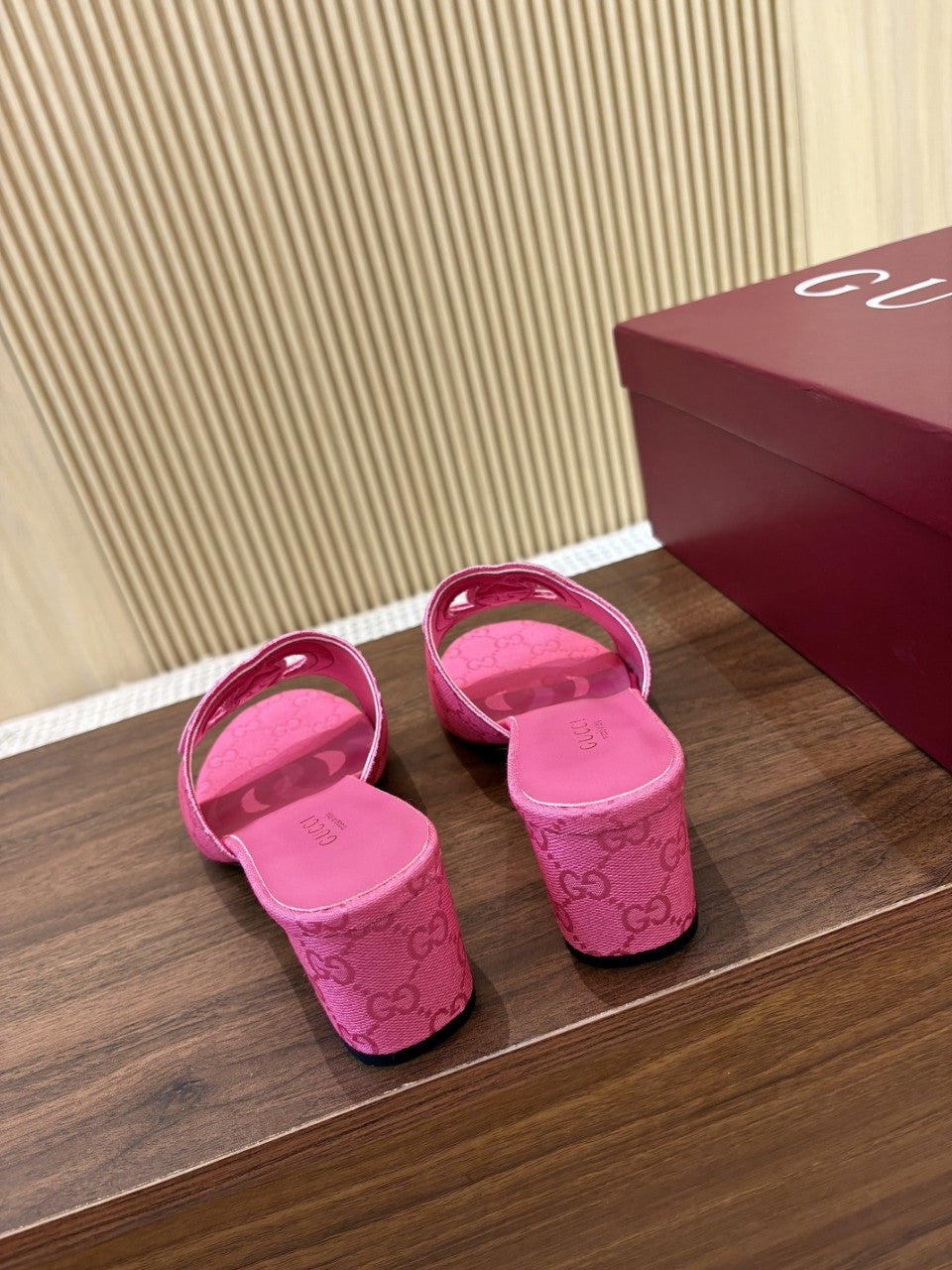 GG Interlocking G Cutout Sandals 5.5cm Hot Pink Canvas 646503