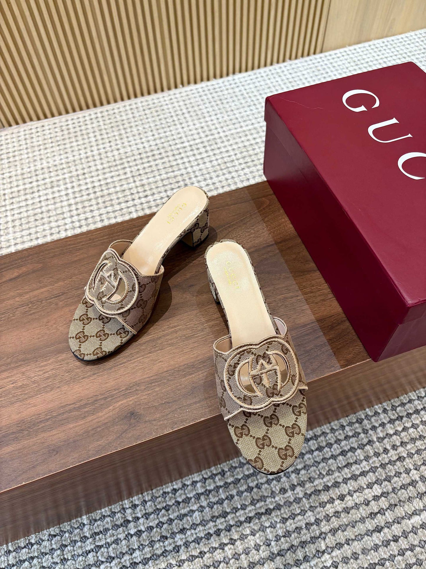 GG Interlocking G Cutout Sandals 5.5cm Khahi Beige Sheepskin Canvas 646500