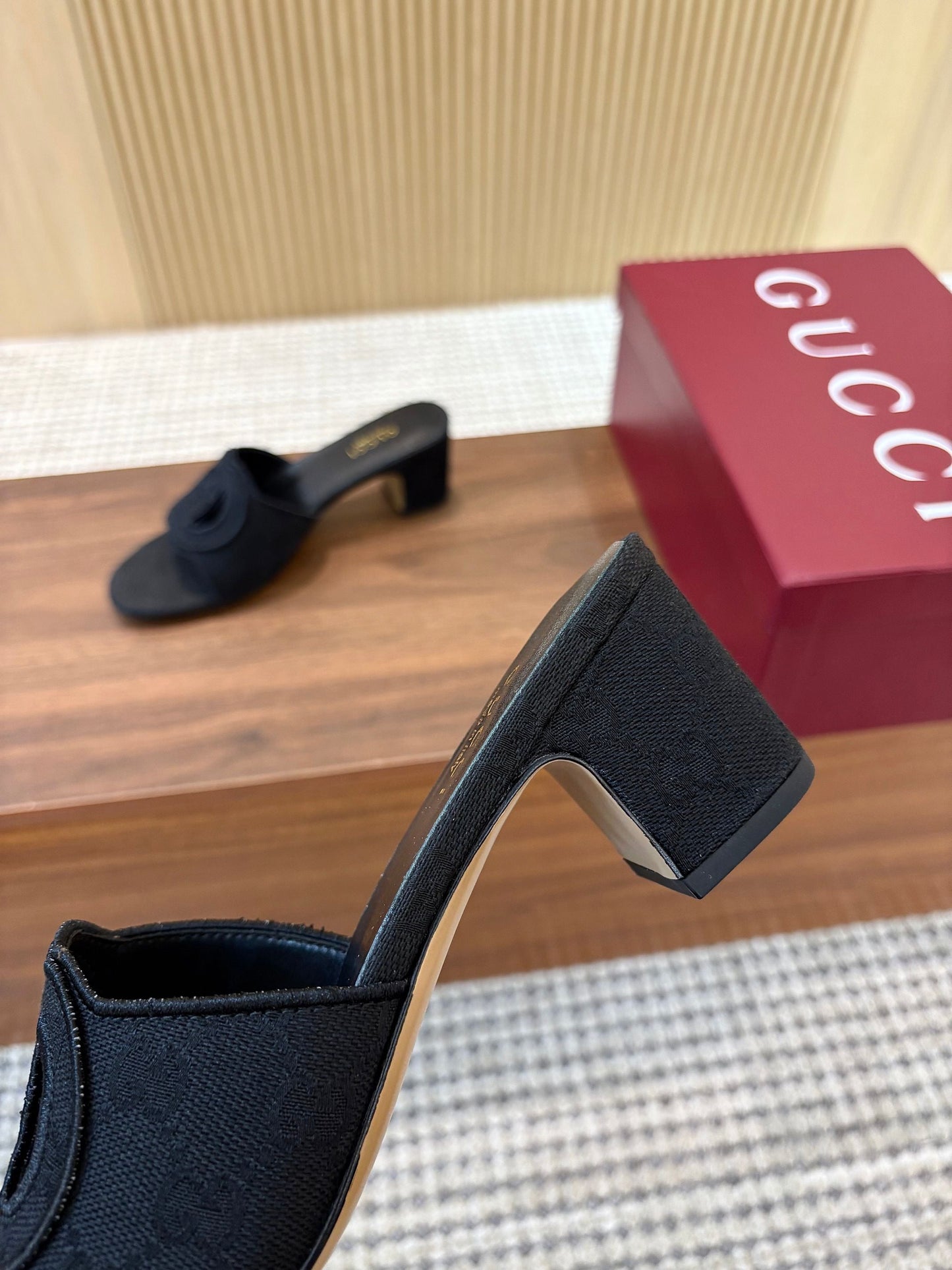 GG Interlocking G Cutout Sandals 5.5cm Black Canvas  646502