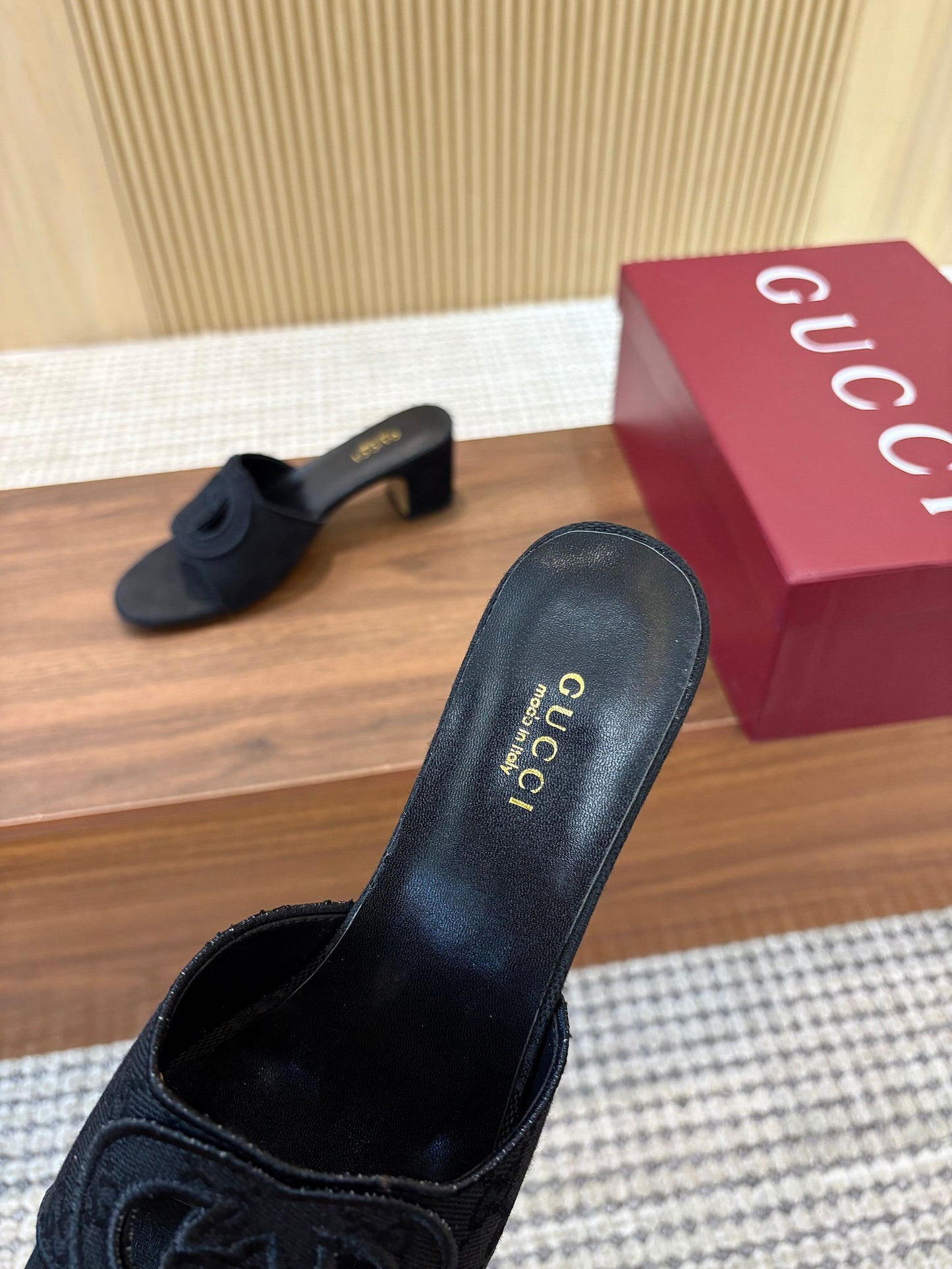 GG Interlocking G Cutout Sandals 5.5cm Black Canvas  646502