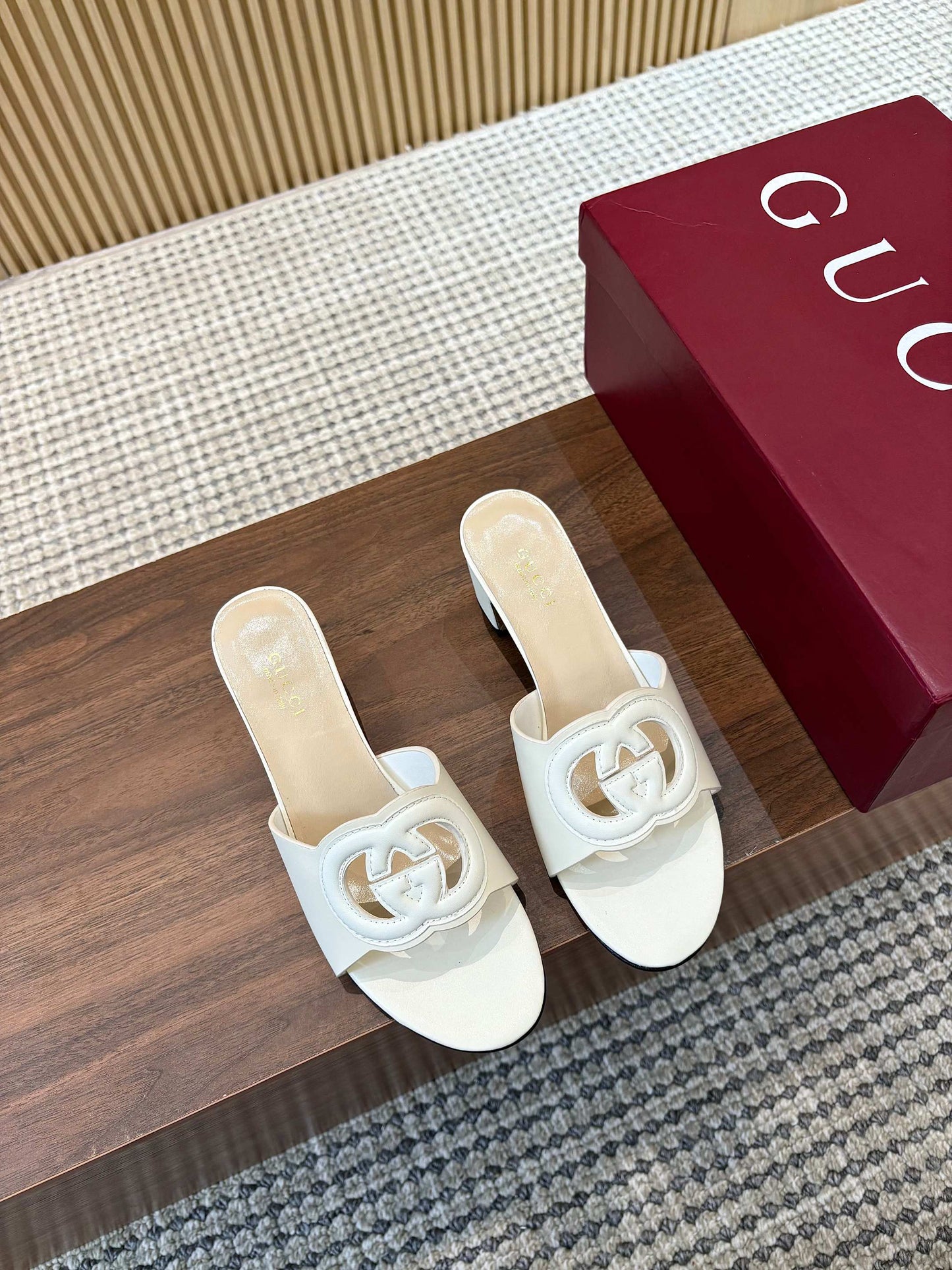GG Interlocking G Cutout Sandals 5.5cm White Sheepskin 646497