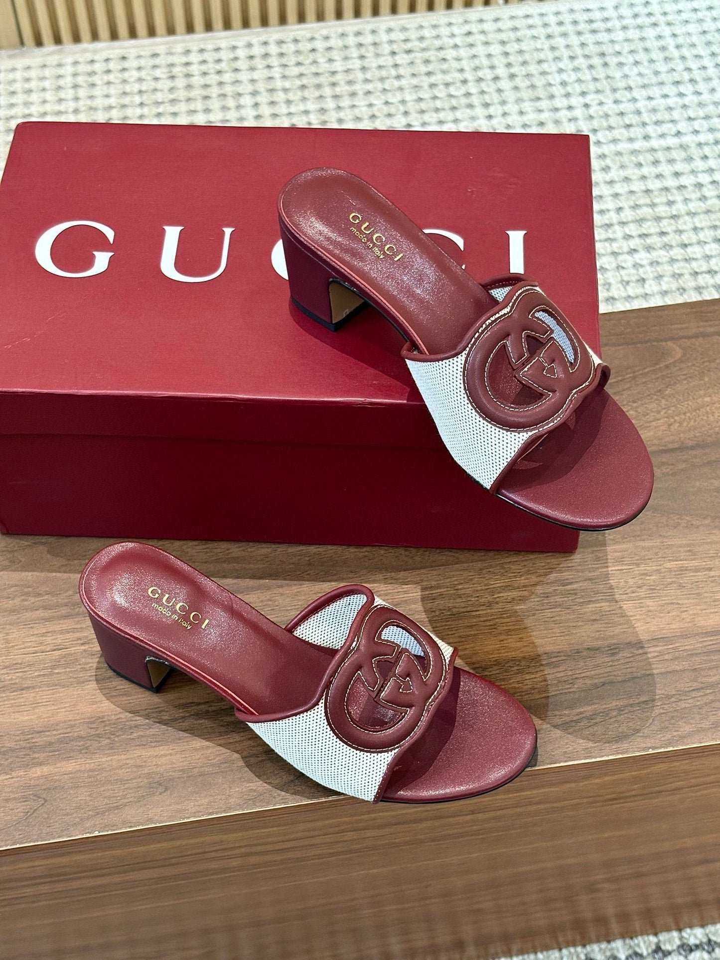 GG Interlocking G Cutout Sandals 5.5cm Burgundy Sheepskin Mesh 646495