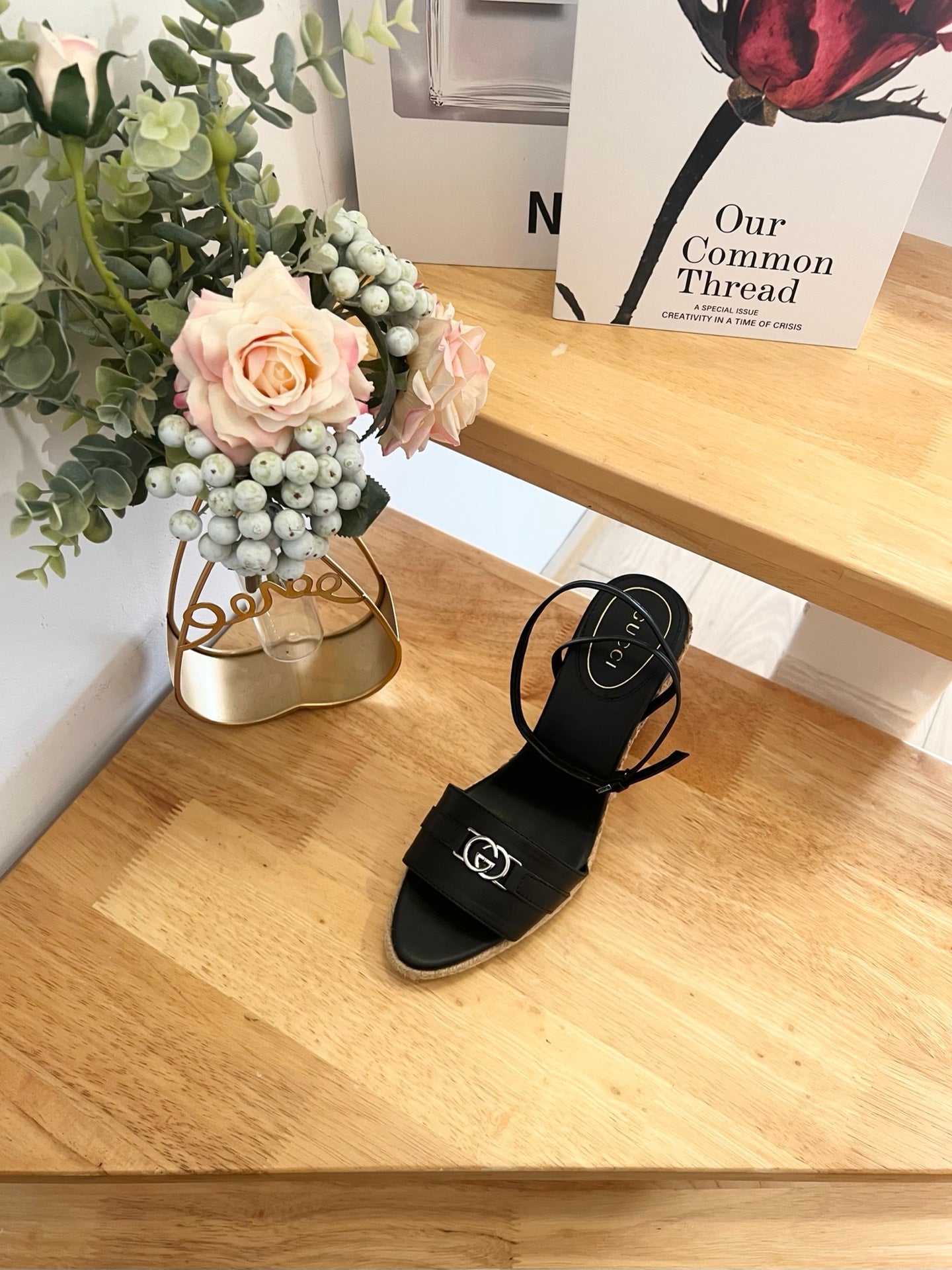 GG 26ss Platform Wedge Sandals 9cm Black Sheepskin Straw 692204
