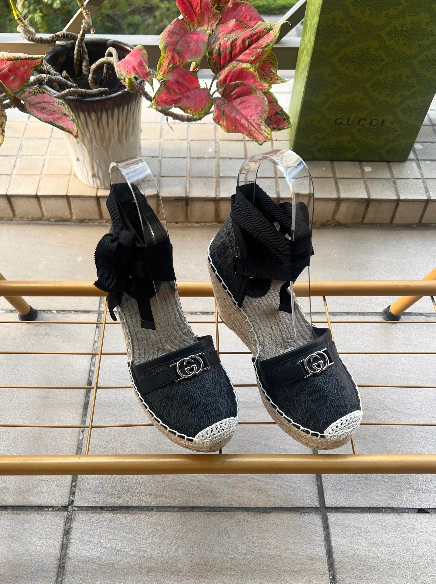 GG 26ss Platform Wedge Sandals 10cm Black Straw Canvas 692209