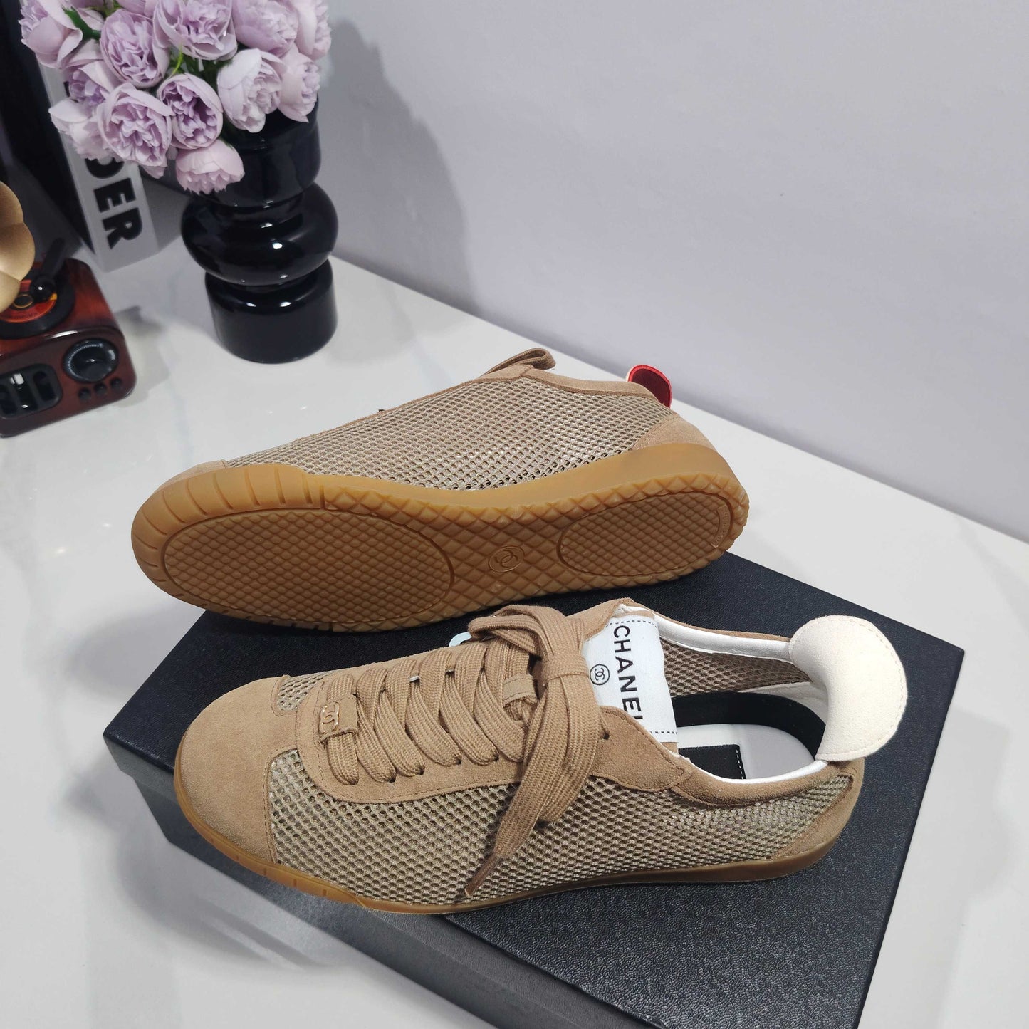 CC 26s Sneakers Beige Suede Mesh 953775