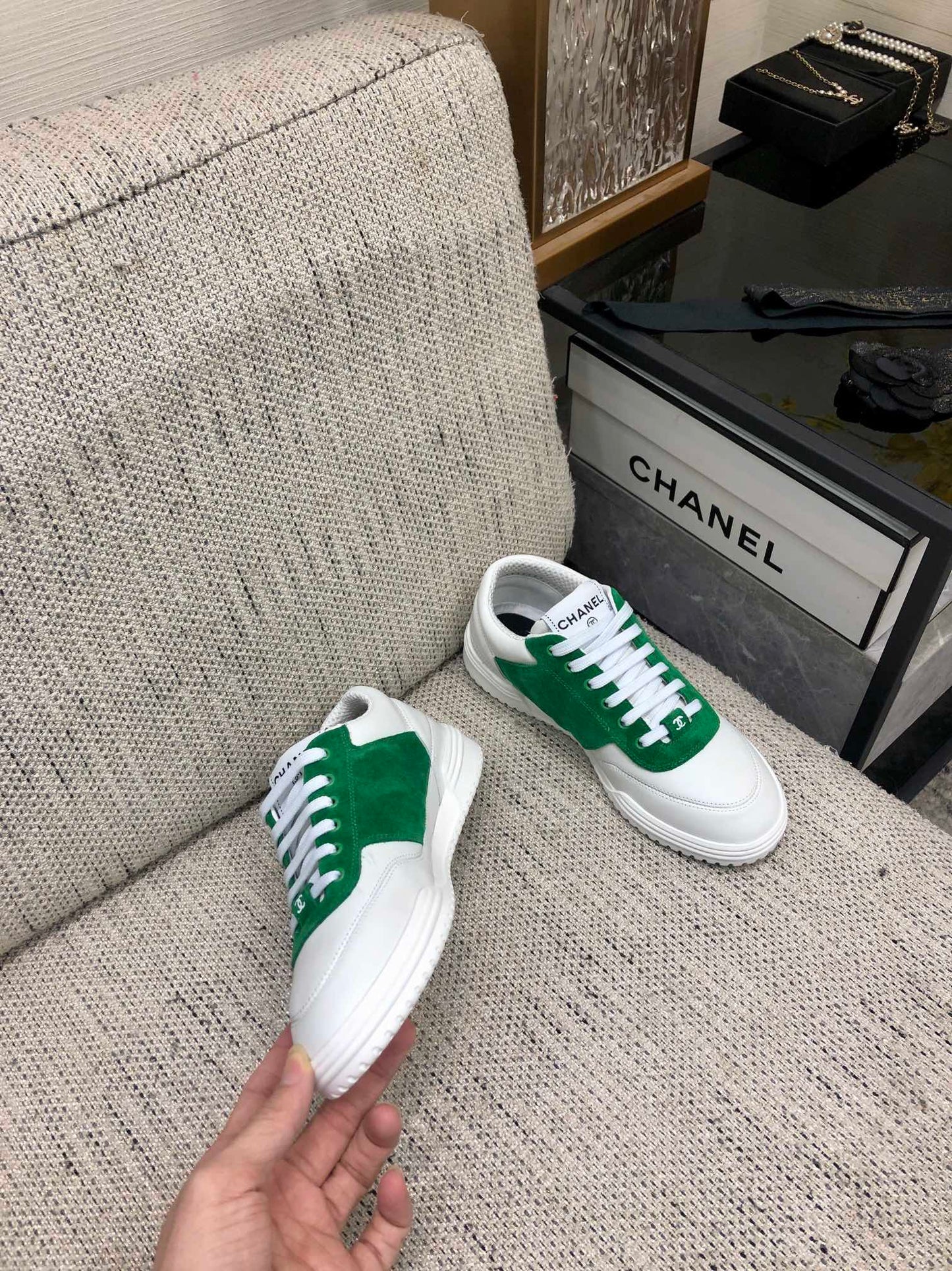 CC 24C Sneaker White Green Suede Sheepskin 688654