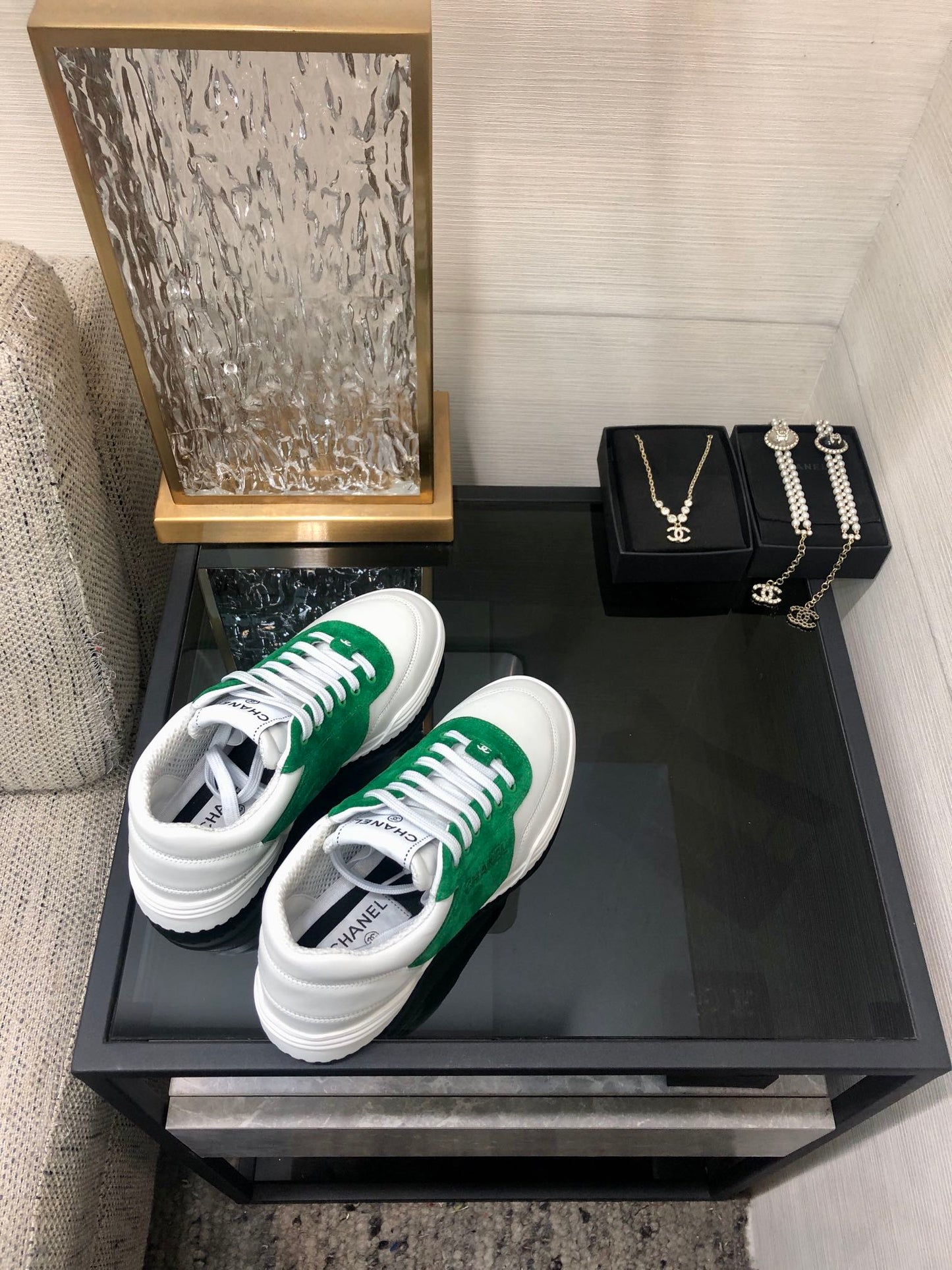 CC 24C Sneaker White Green Suede Sheepskin 688654