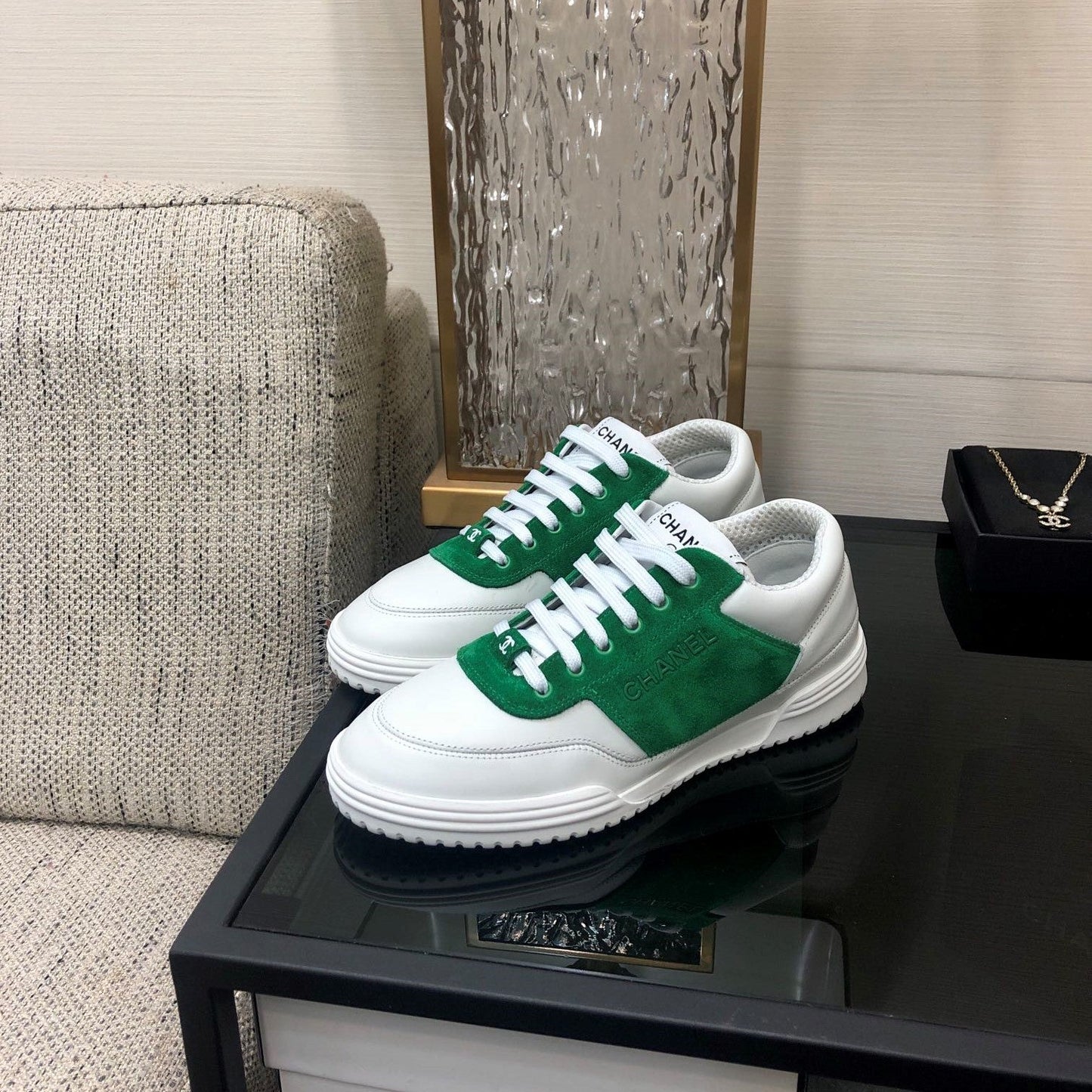 CC 24C Sneaker White Green Suede Sheepskin 688654