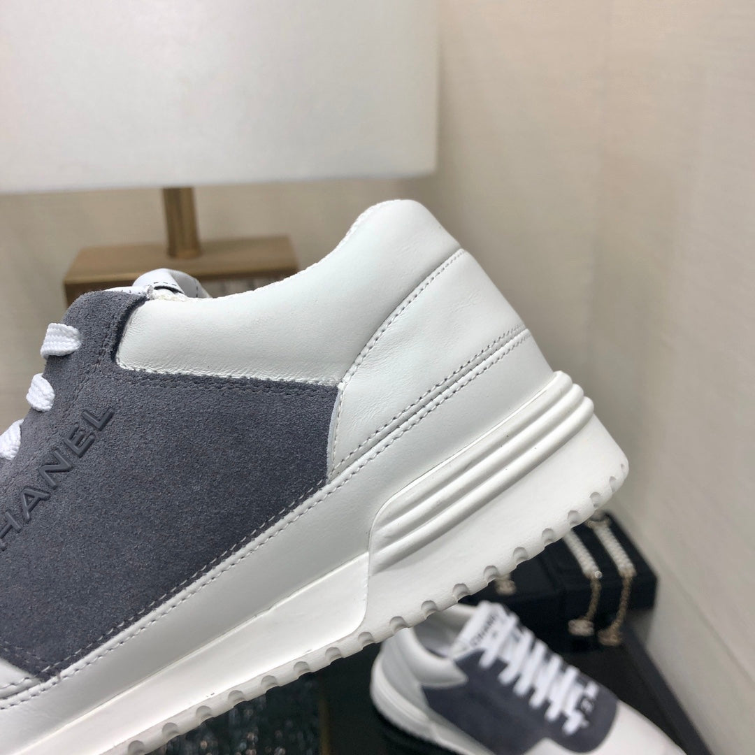 CC 24C Sneaker White Grey Suede Sheepskin 688656