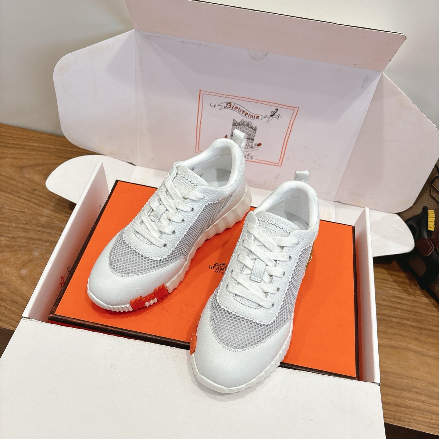 HM 26ss Sneakers White Gray Cowhide  Fabric 638567
