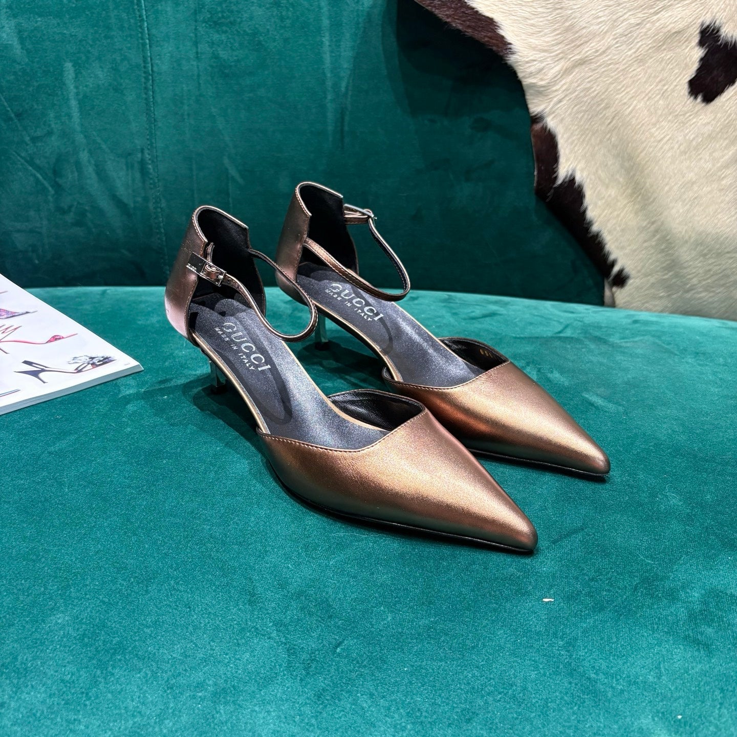 GG Bombshell Pump Copper Laminated Leather 741249