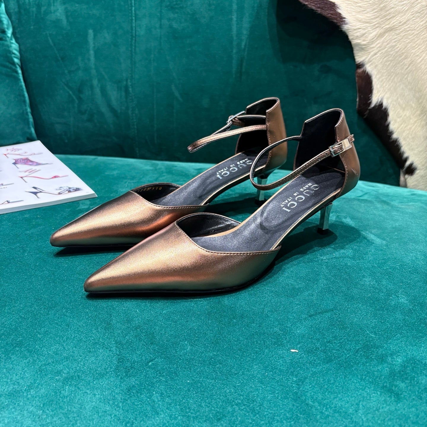 GG Bombshell Pump Copper Laminated Leather 741249
