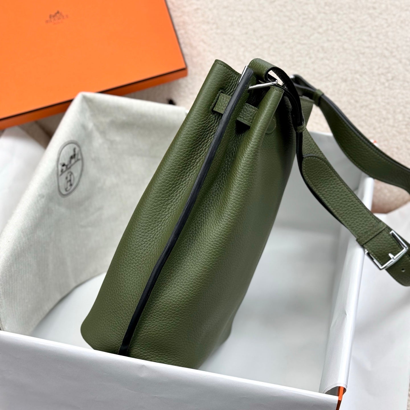 HM So Kelly Shoulder Bag 22cm Green Cowhide 284529