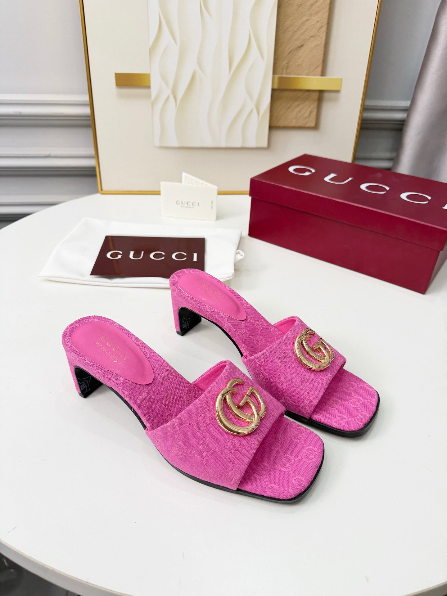 GG 2026 Early Spring Sandals Hot Pink Canvas Sheepskin 688524
