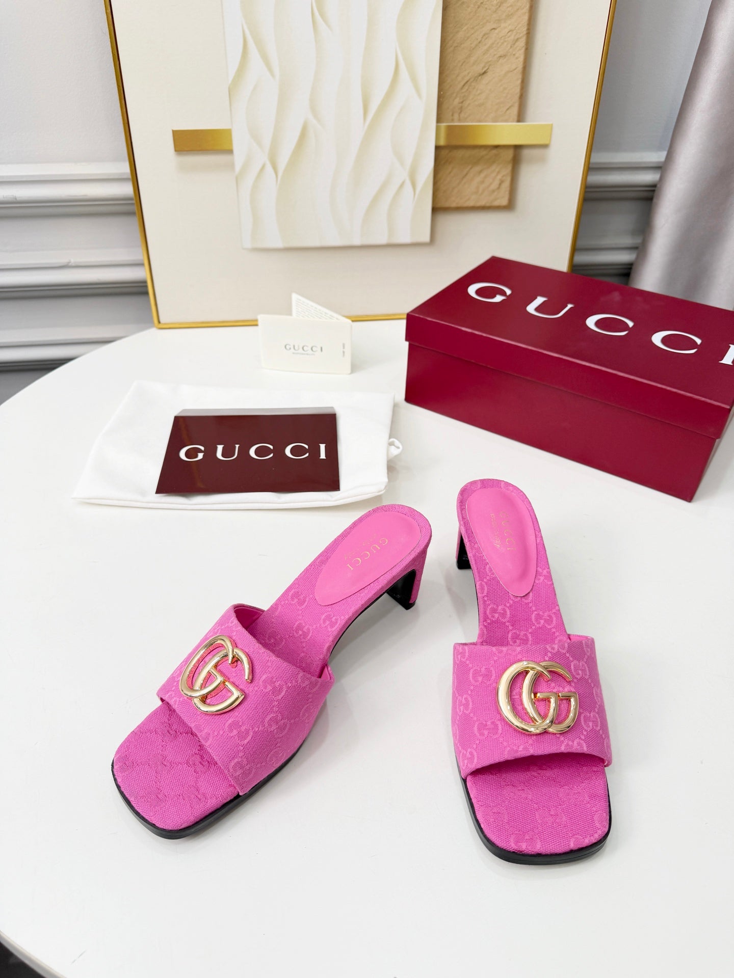 GG 2026 Early Spring Sandals Hot Pink Canvas Sheepskin 688524