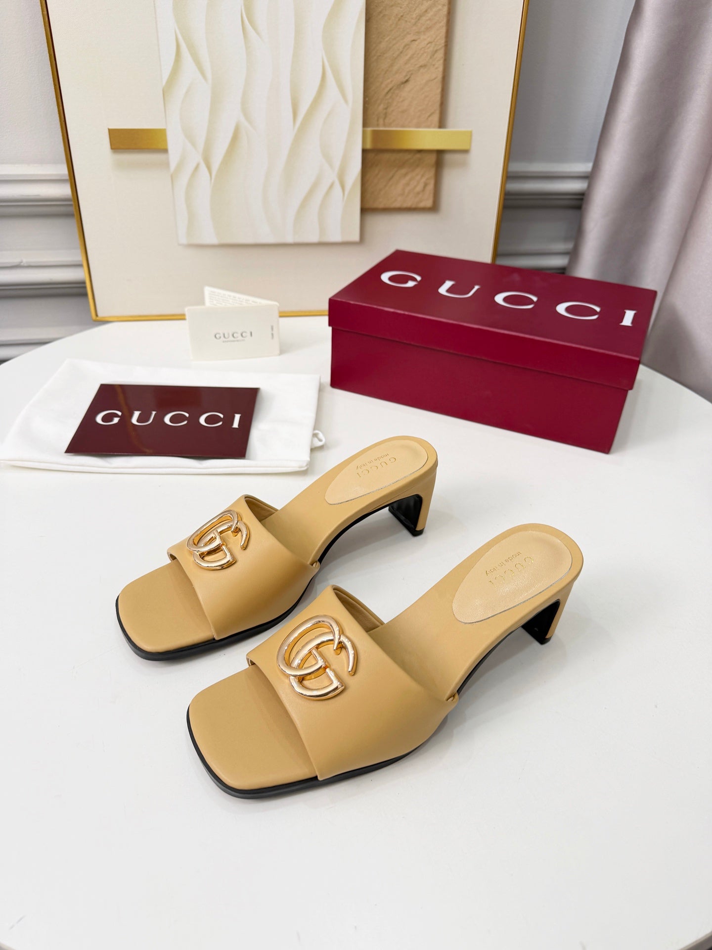 GG 2026 Early Spring Sandals Beige Sheepskin 688530