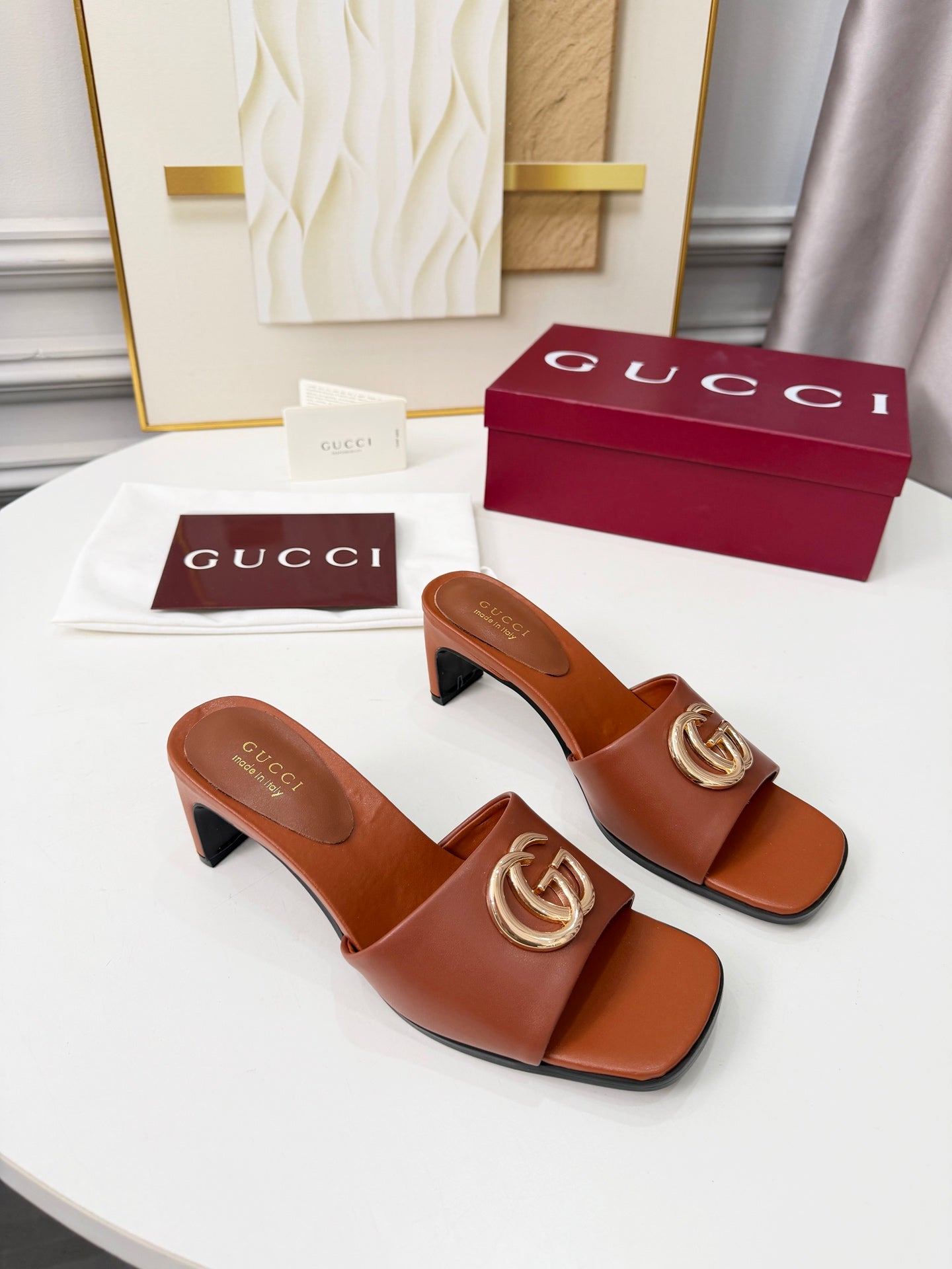 GG 2026 Early Spring Sandals Tan Brown Sheepskin 688533