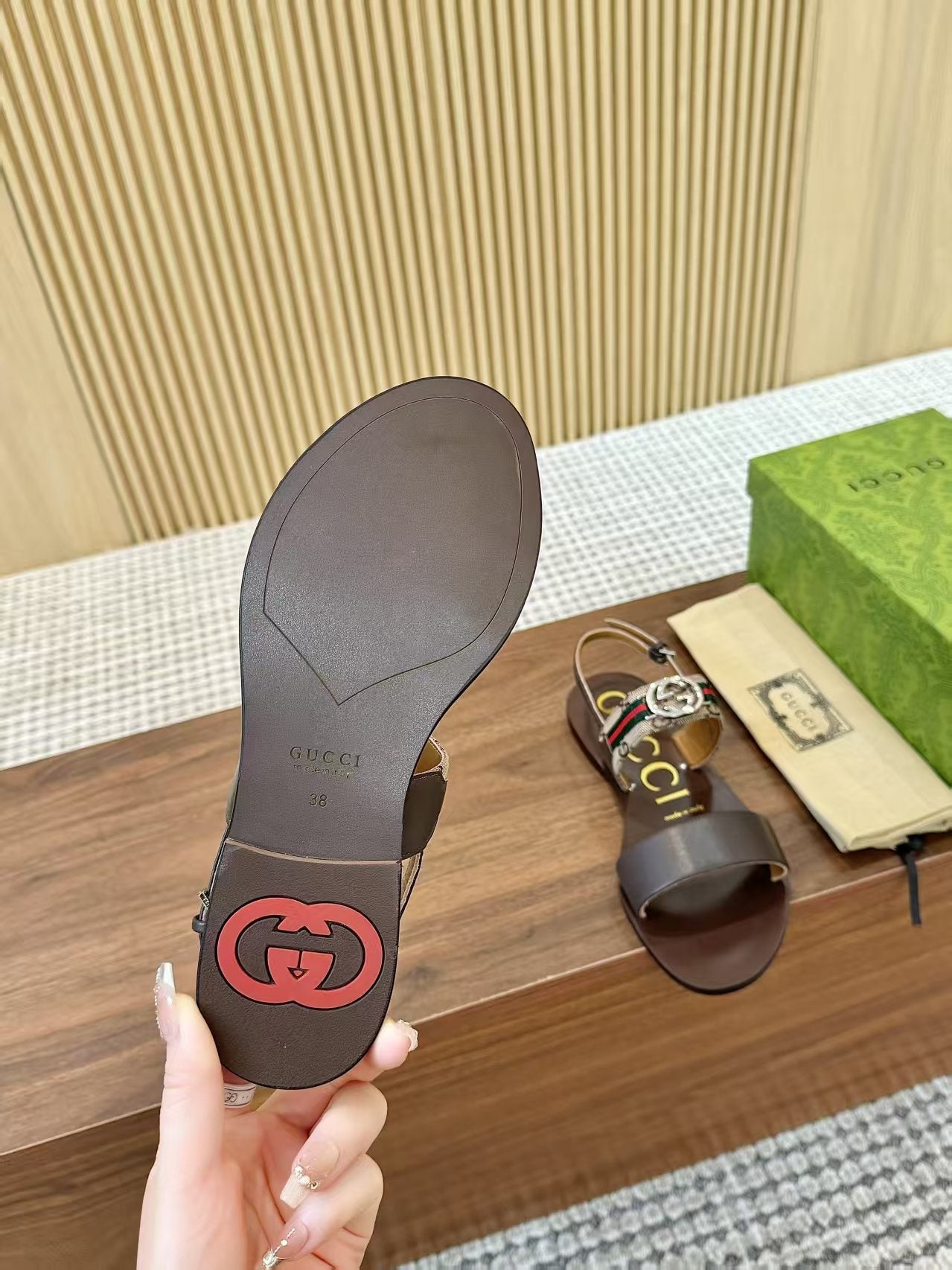 GG Interlocking Sandal Coffee Canvas & Leather 864288