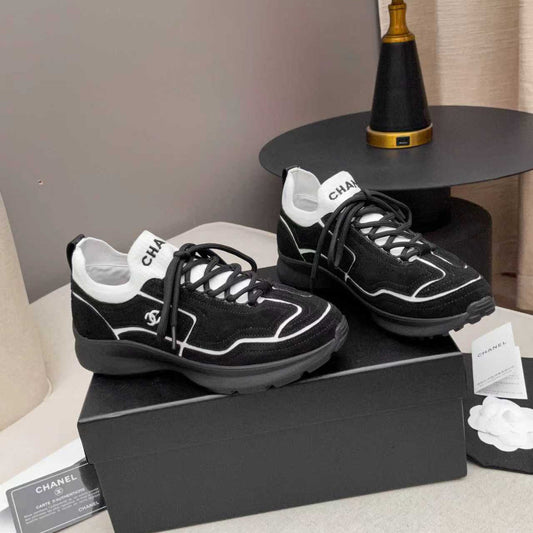 CC Métiers d’art 2026 Sneakers Black White Calfskin Fibers 846391