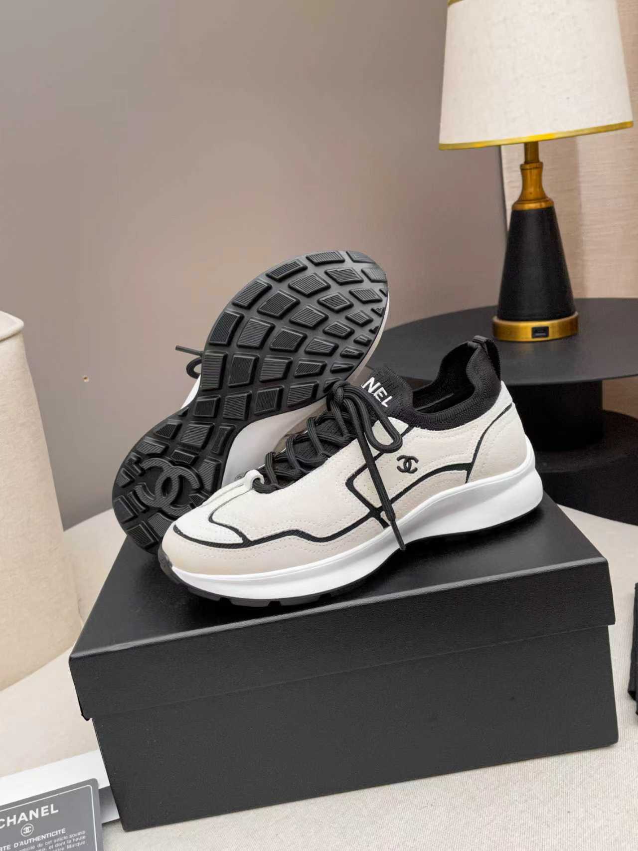 CC Métiers d’art 2026 Sneakers Black White Calfskin Fibers 846394