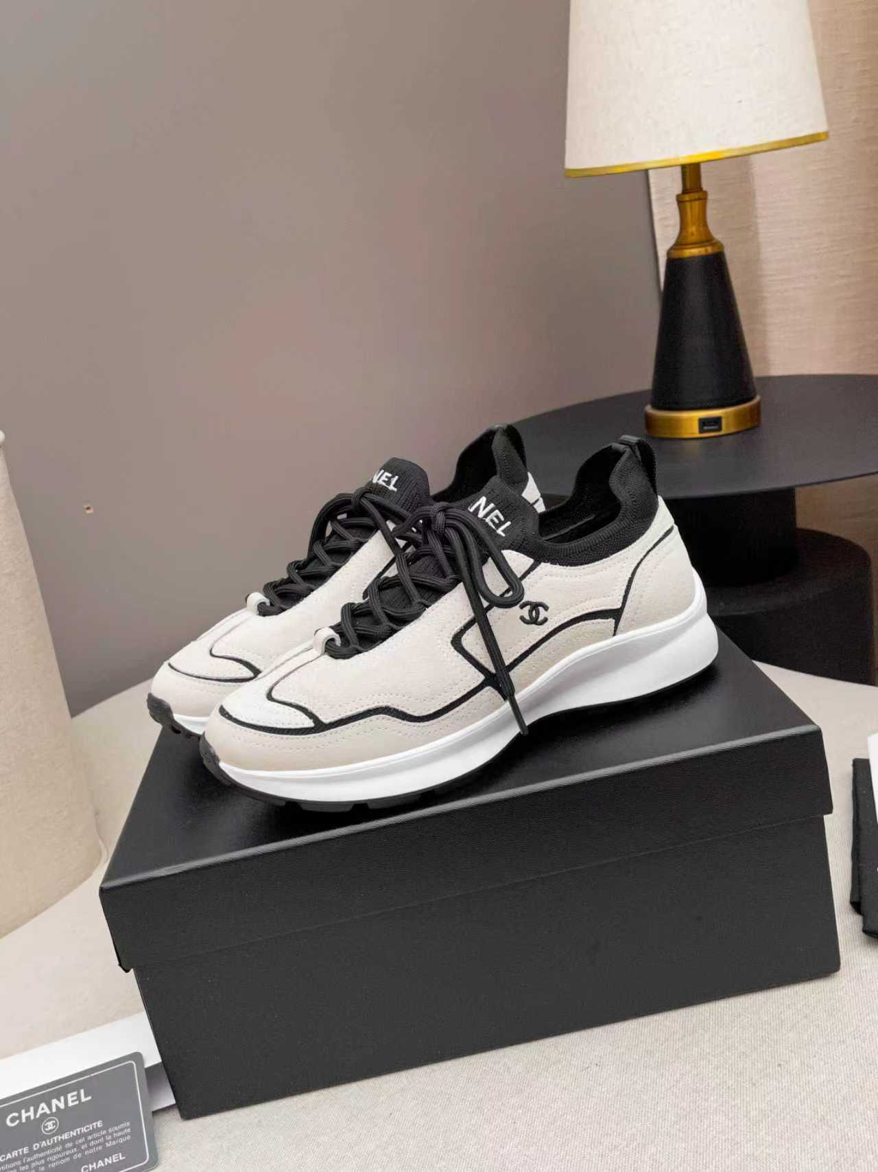 CC Métiers d’art 2026 Sneakers Black White Calfskin Fibers 846394