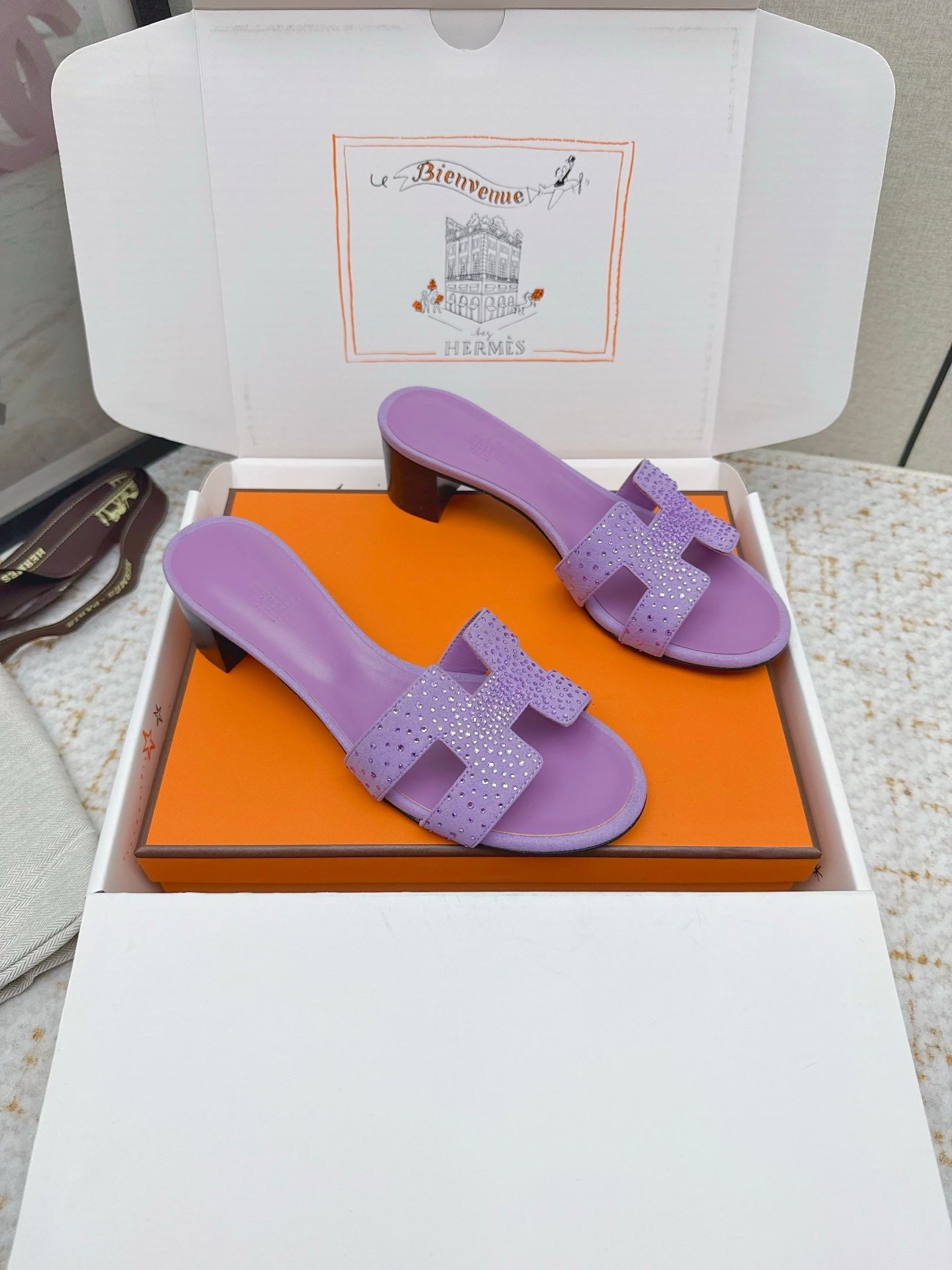 HM 26ss Oran Sandals 50 Purple Crystal Suede Cowhide 625258
