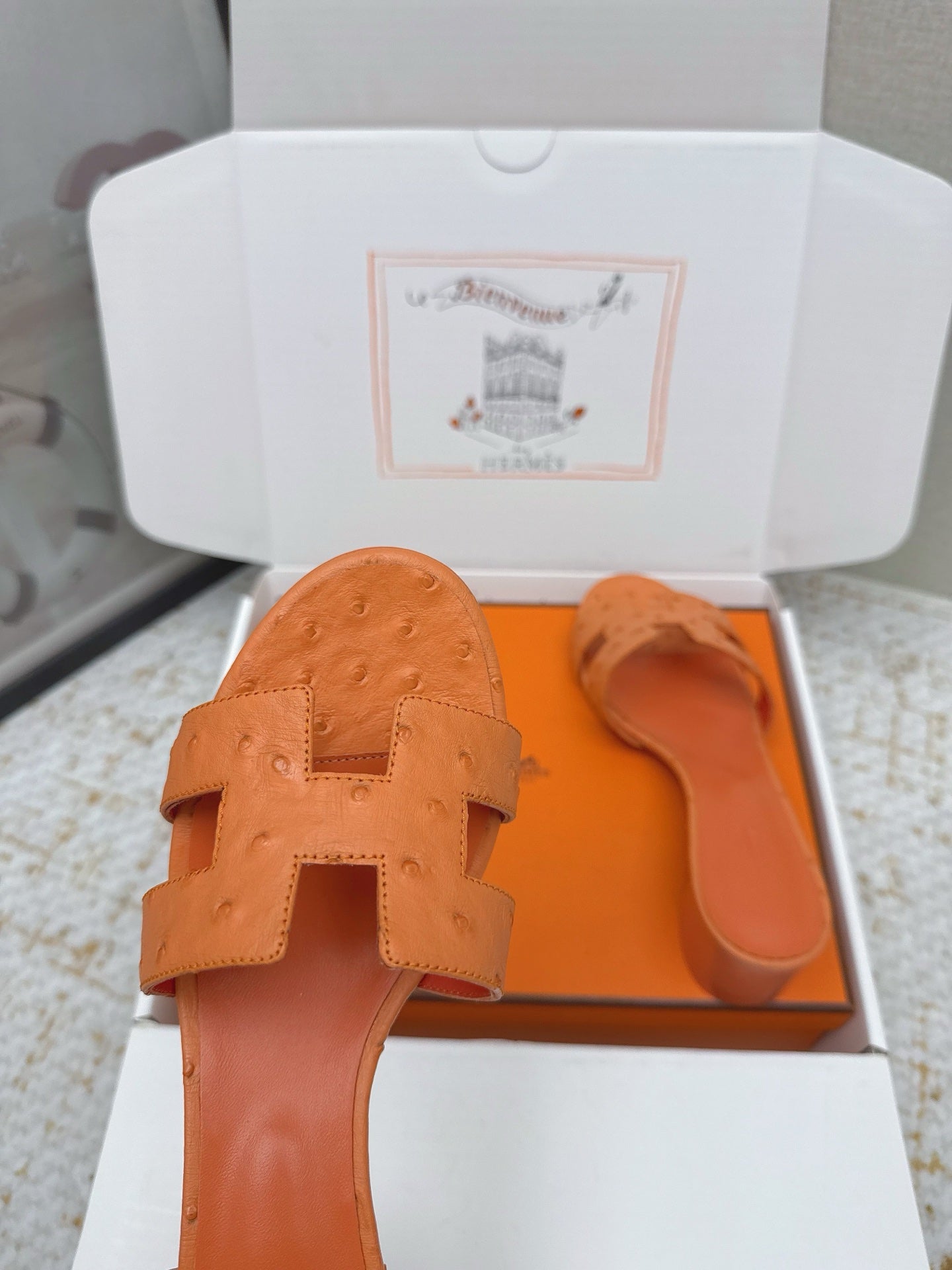 HM 26ss Oran Sandals 50 Orange Ostrich Leather 625125