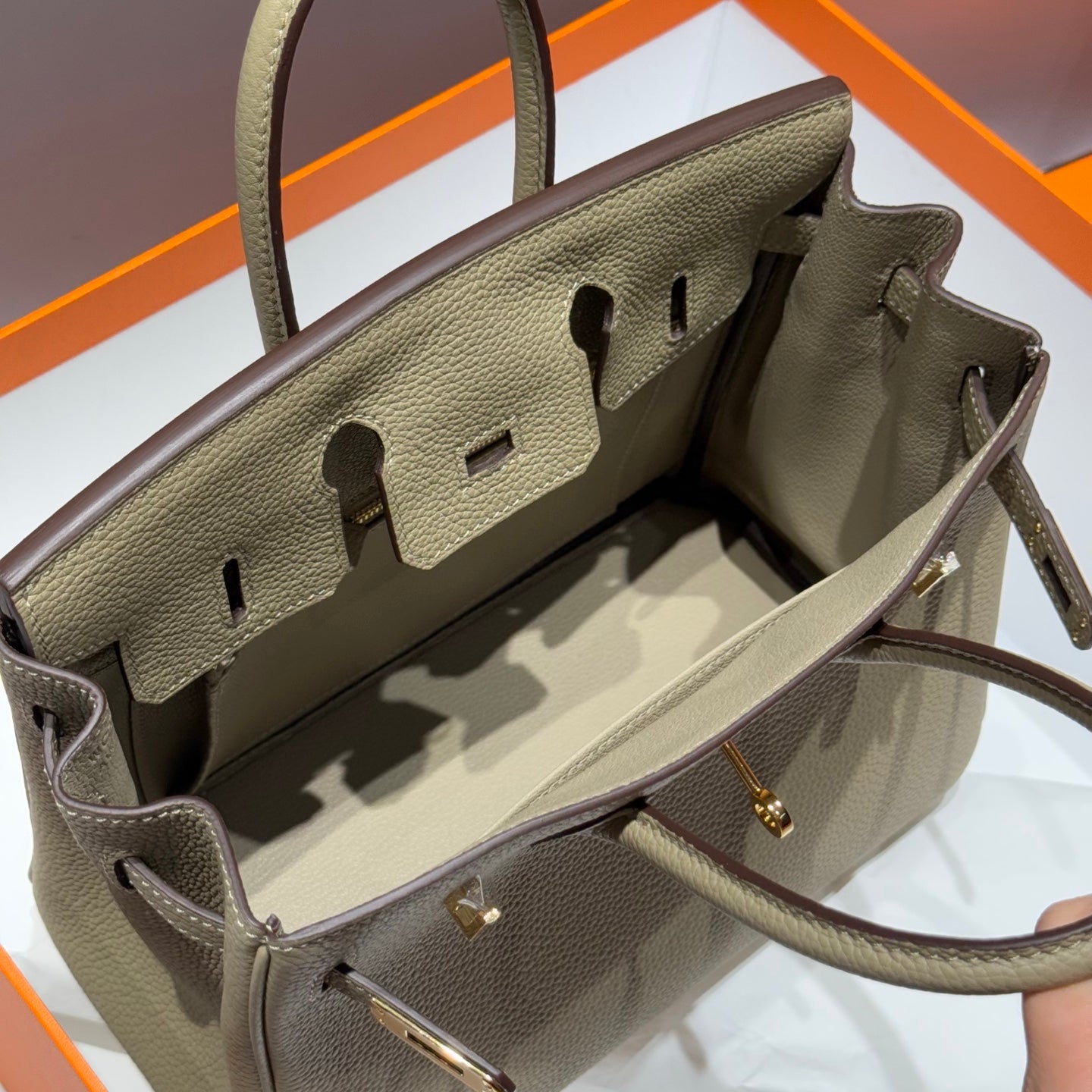 Hermes Birkin Beige with Gold Buckle Calfskin 255601