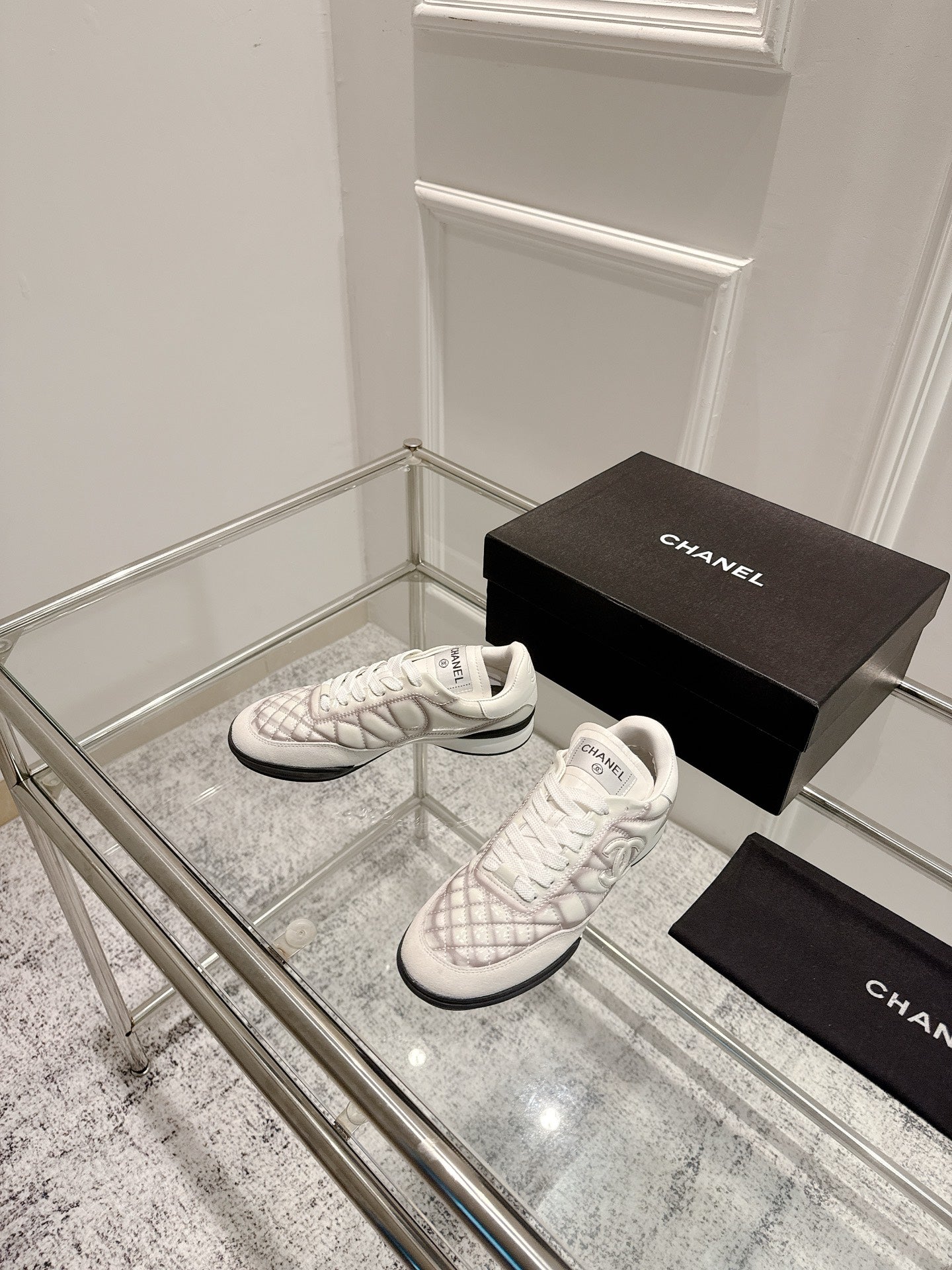 Chanel 25A Sports Shoes White Black Sheepskin 393112