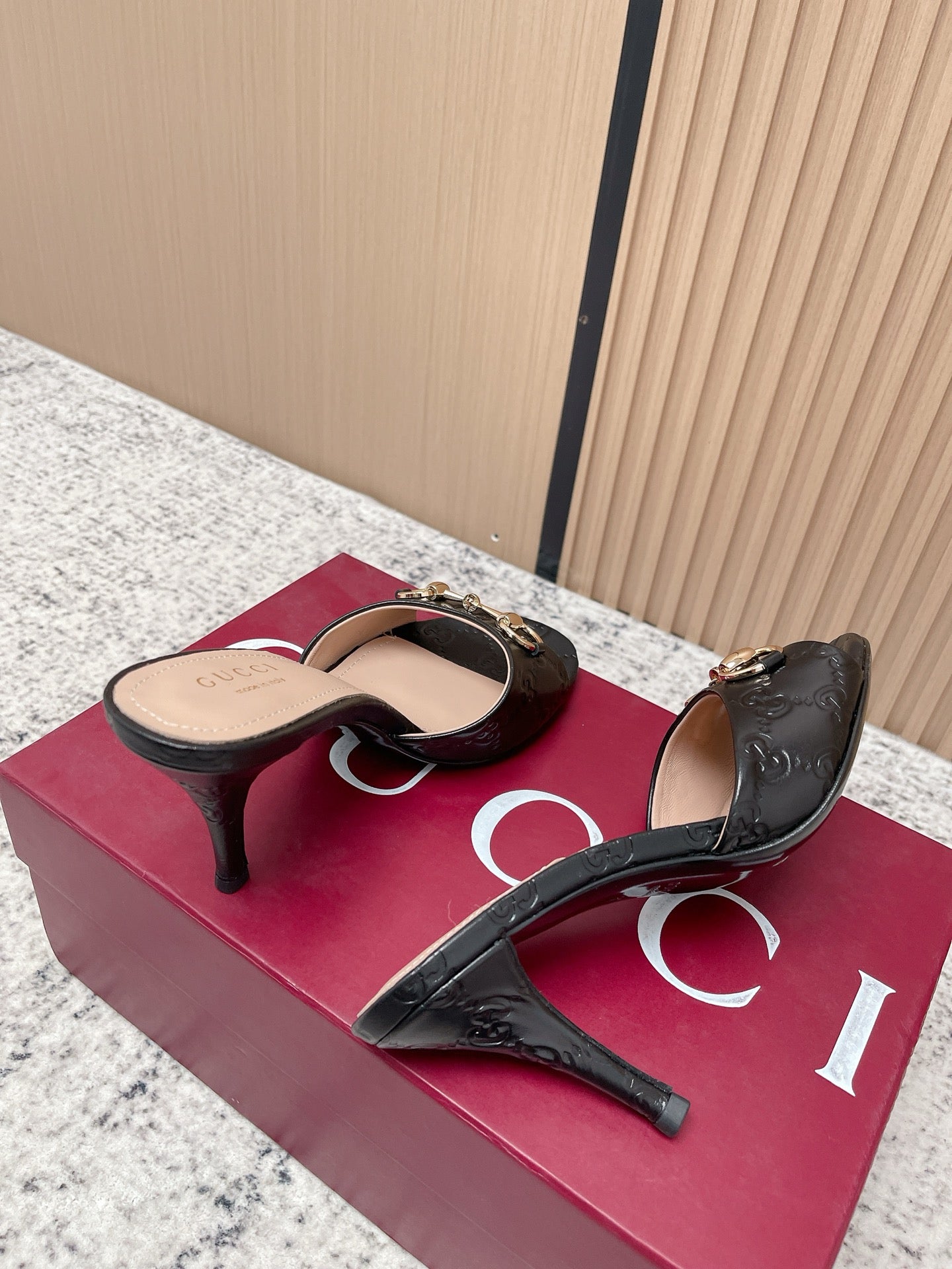 GG Sandal With Horsebit 8.5cm Black Shiny Leather 752225