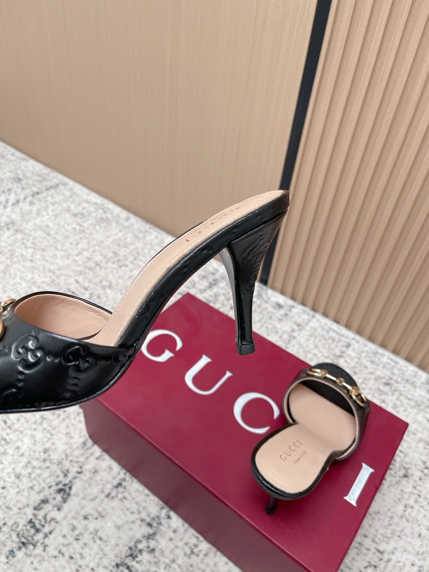 GG Sandal With Horsebit 8.5cm Black Shiny Leather 752225