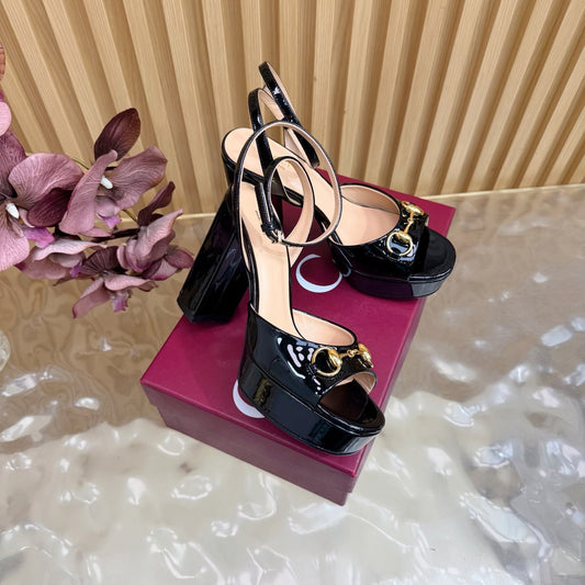 GG 26s Horsebit Platform Sandals 11cm Black Patent Leather 886498