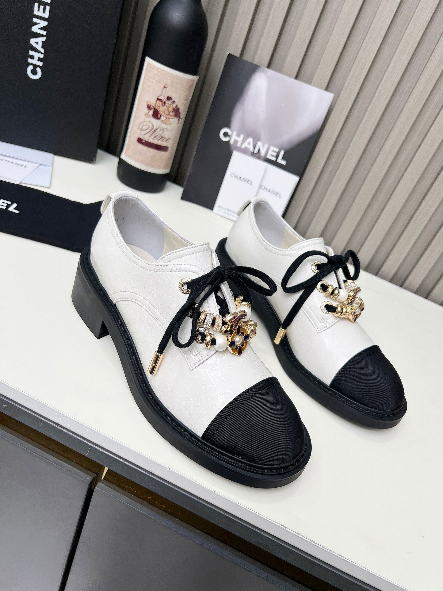 CC Flat Shoe Black White Shiny Aged Calfskin