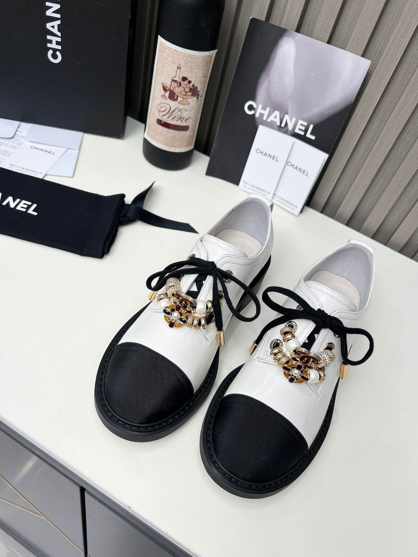 CC Flat Shoe Black White Shiny Aged Calfskin