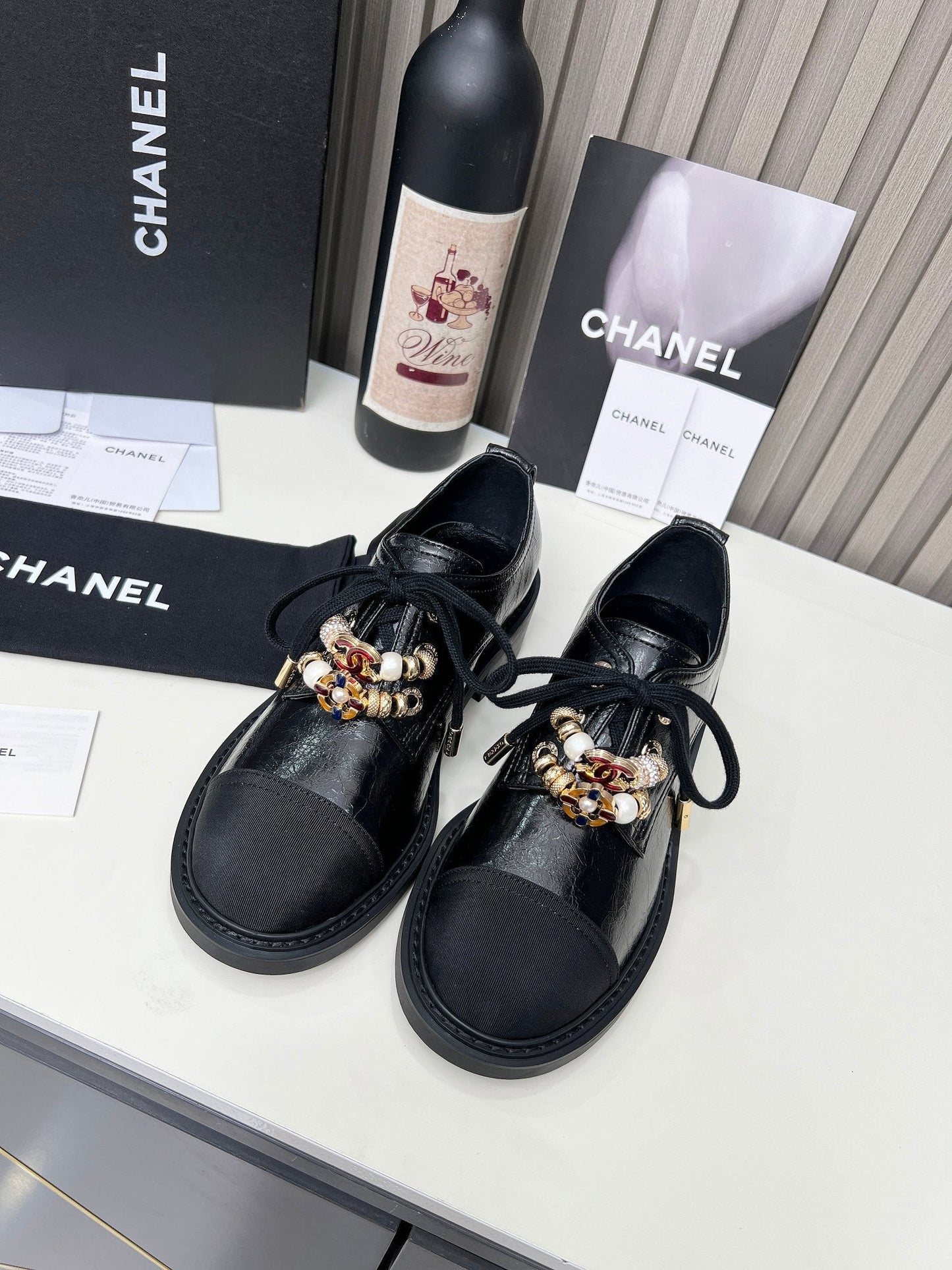 CC Flat Shoe Black Shiny Aged Calfskin