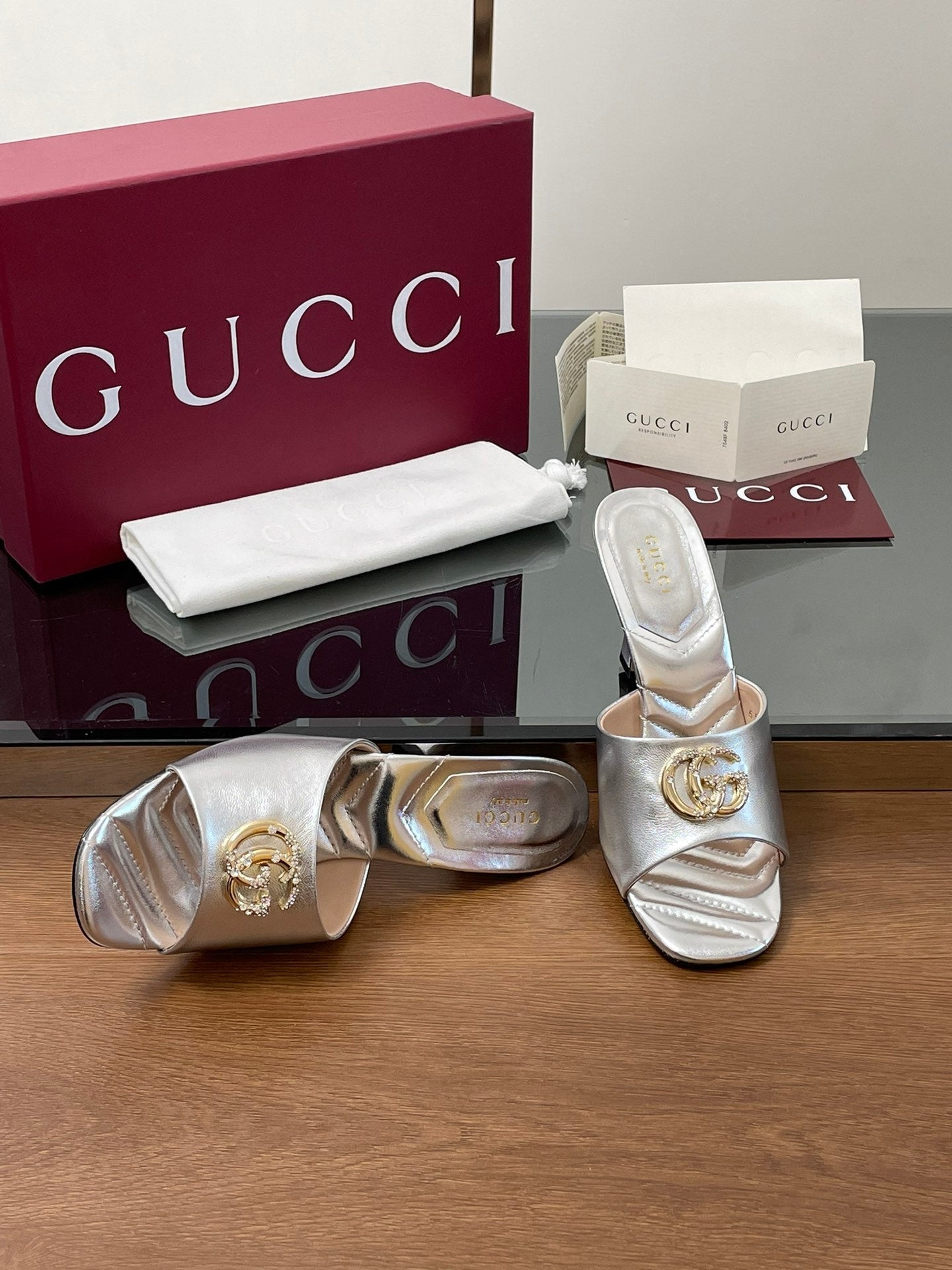 GG Canvas Mid-Heel Mules 7.5cm Sliver Sheepskin 646477